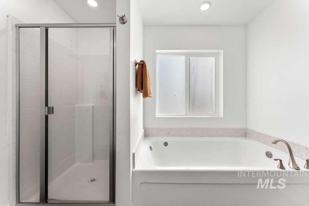 3481 S Siduri Place, Meridian, Idaho 83642, 4 Bedrooms, 2.5 Bathrooms, Residential For Sale, Price $564,900,MLS 98969332