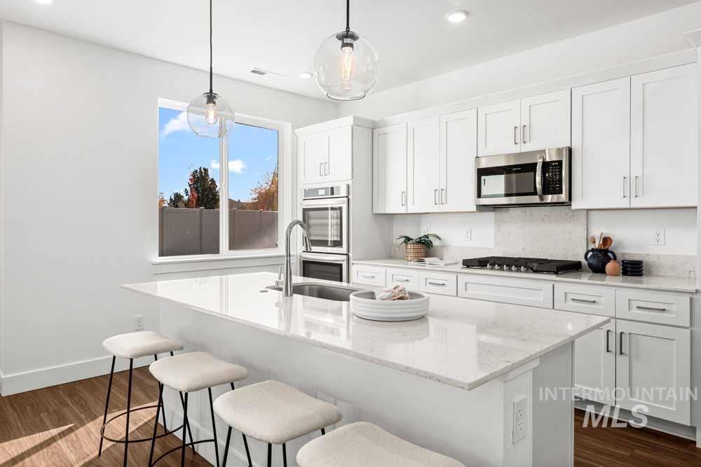 3481 S Siduri Place, Meridian, Idaho 83642, 4 Bedrooms, 2.5 Bathrooms, Residential For Sale, Price $564,900,MLS 98969332