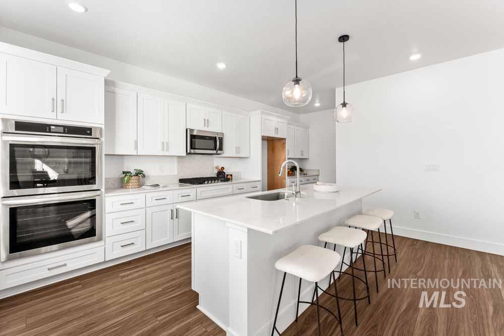 3481 S Siduri Place, Meridian, Idaho 83642, 4 Bedrooms, 2.5 Bathrooms, Residential For Sale, Price $564,900,MLS 98969332