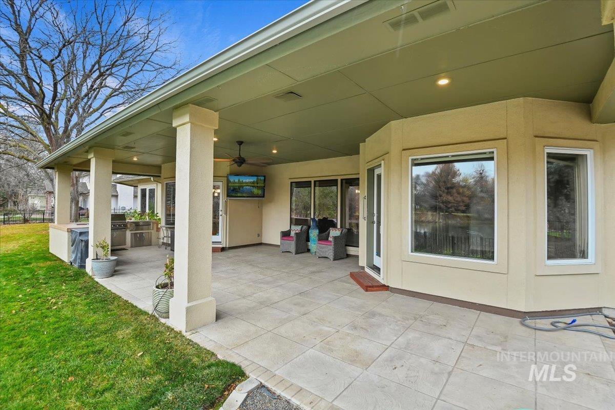 5280 N Lakemont Ln, Garden City, Idaho 83714, 3 Bedrooms, 2.5 Bathrooms, Residential For Sale, Price $1,585,000,MLS 98969335