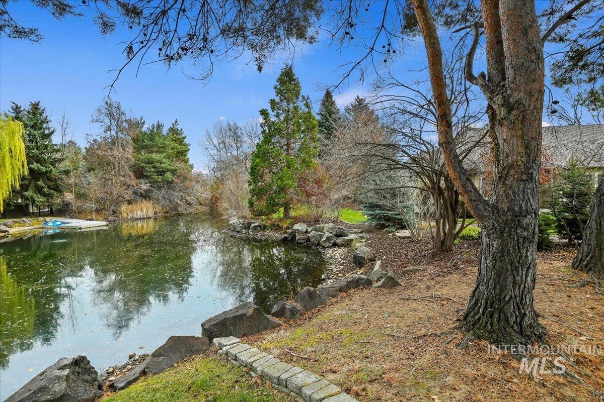 5280 N Lakemont Ln, Garden City, Idaho 83714, 3 Bedrooms, 2.5 Bathrooms, Residential For Sale, Price $1,585,000,MLS 98969335