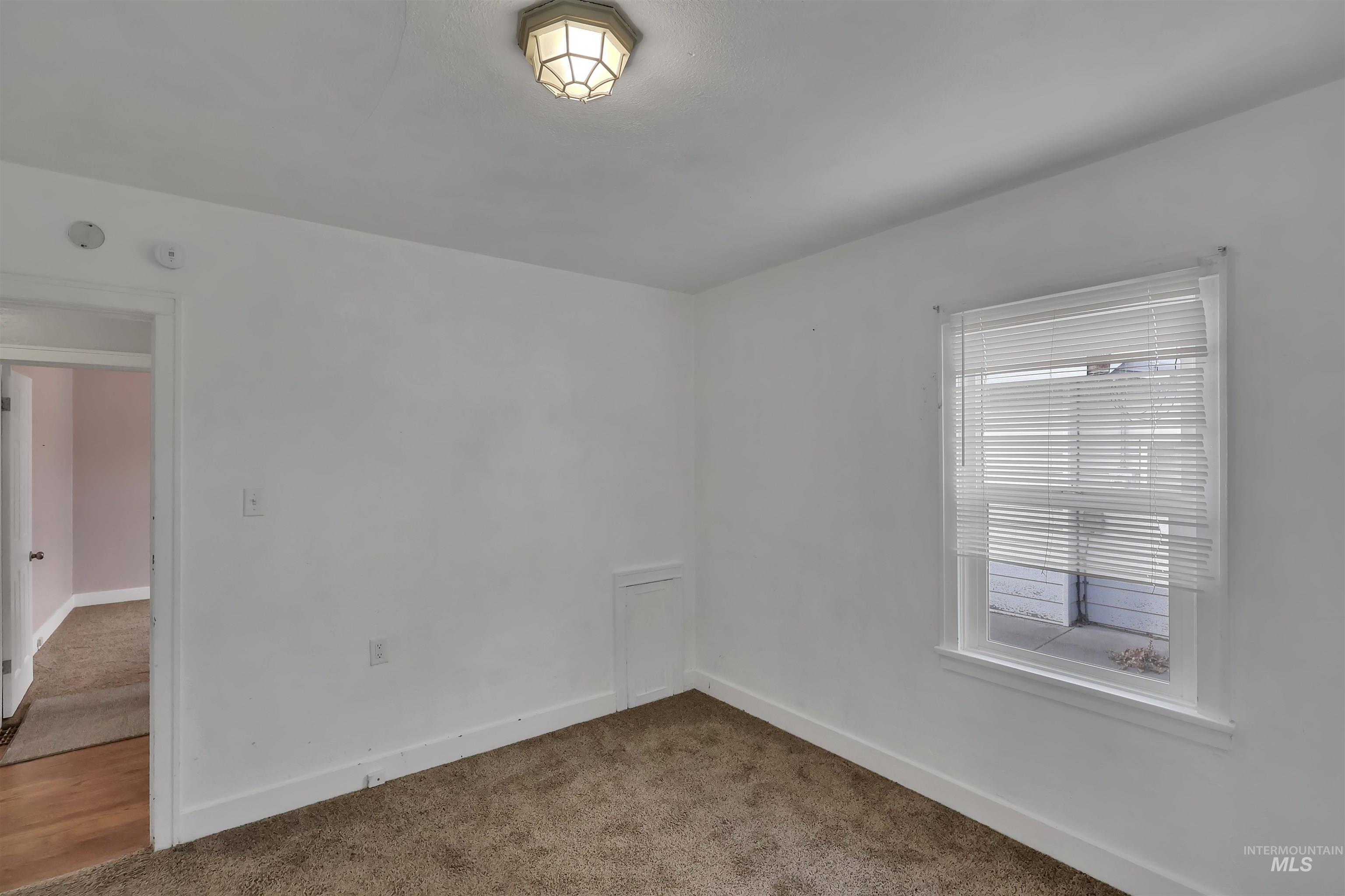 426 9th Ave N., Buhl, Idaho 83316, 3 Bedrooms, 1 Bathroom, Residential For Sale, Price $235,000,MLS 98969338