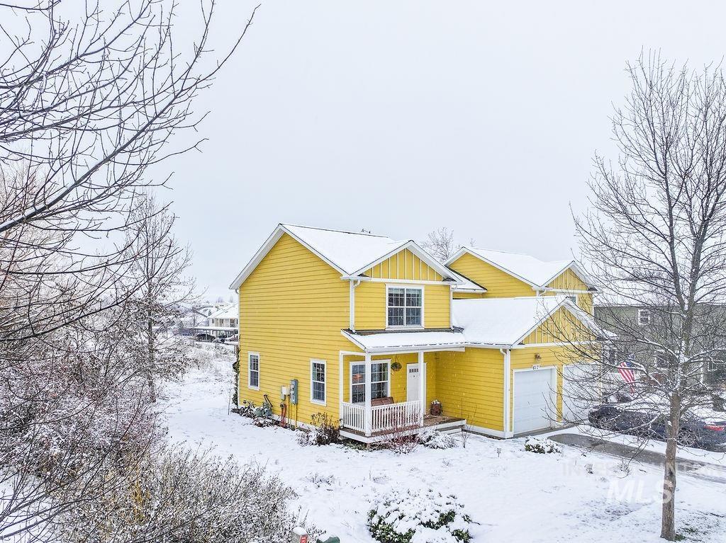 617 Britton Ln., Moscow, Idaho 83843, 3 Bedrooms, 2.5 Bathrooms, Residential For Sale, Price $379,500,MLS 98969341