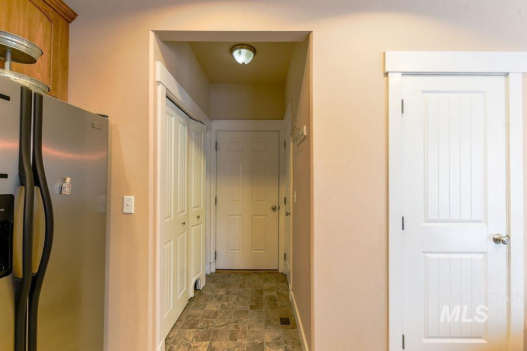 617 Britton Ln., Moscow, Idaho 83843, 3 Bedrooms, 2.5 Bathrooms, Residential For Sale, Price $379,500,MLS 98969341