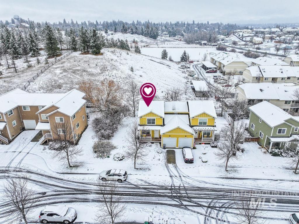 617 Britton Ln., Moscow, Idaho 83843, 3 Bedrooms, 2.5 Bathrooms, Residential For Sale, Price $379,500,MLS 98969341