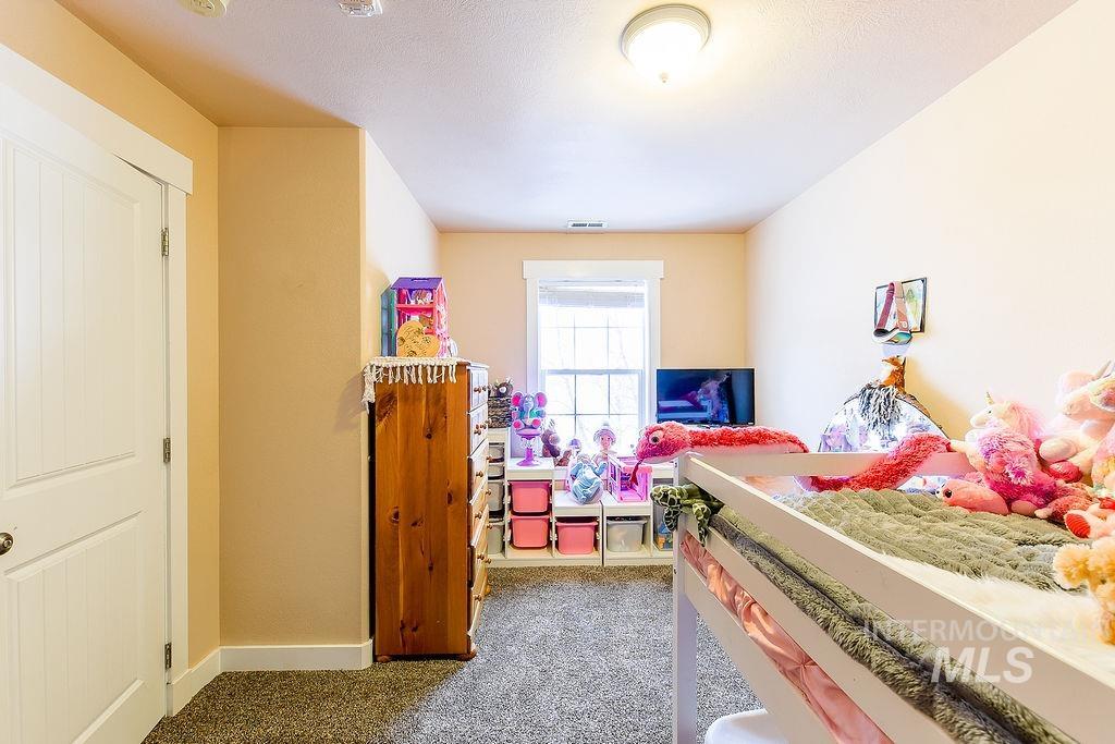 617 Britton Ln., Moscow, Idaho 83843, 3 Bedrooms, 2.5 Bathrooms, Residential For Sale, Price $379,500,MLS 98969341