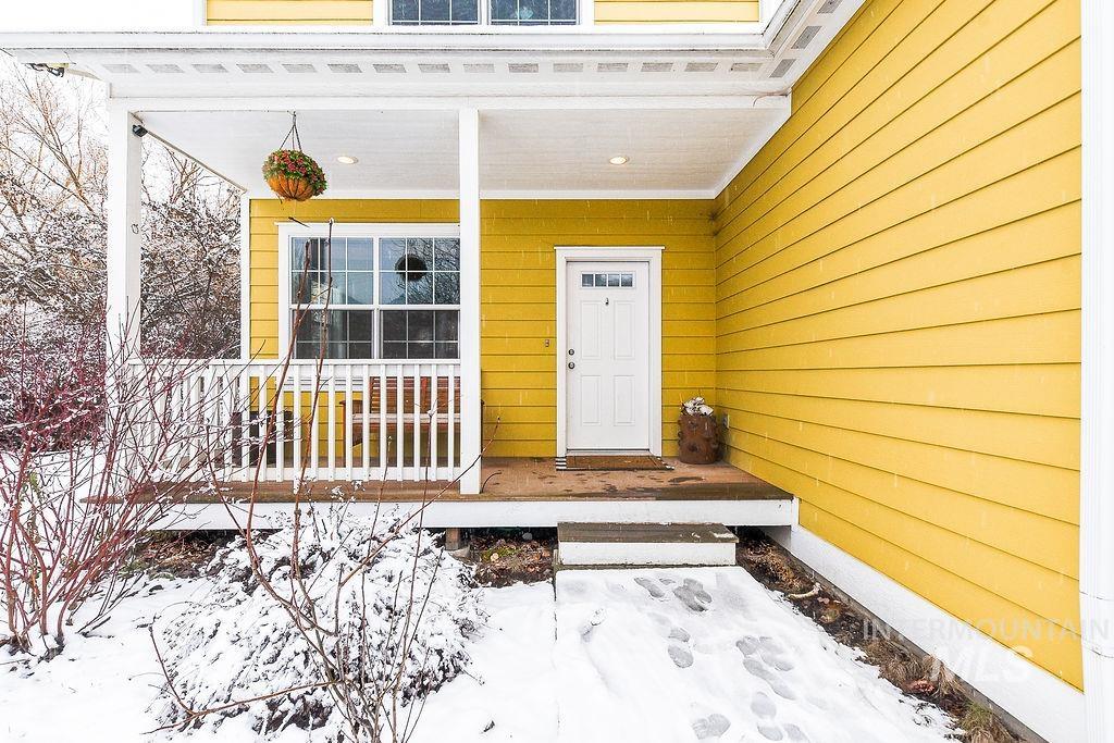 617 Britton Ln., Moscow, Idaho 83843, 3 Bedrooms, 2.5 Bathrooms, Residential For Sale, Price $379,500,MLS 98969341