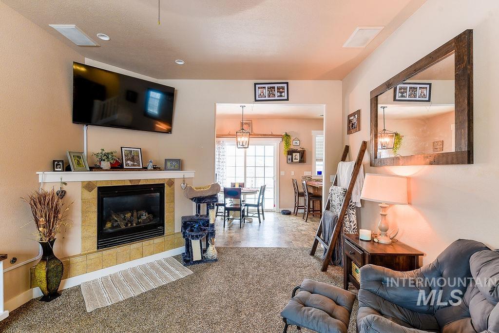 617 Britton Ln., Moscow, Idaho 83843, 3 Bedrooms, 2.5 Bathrooms, Residential For Sale, Price $379,500,MLS 98969341