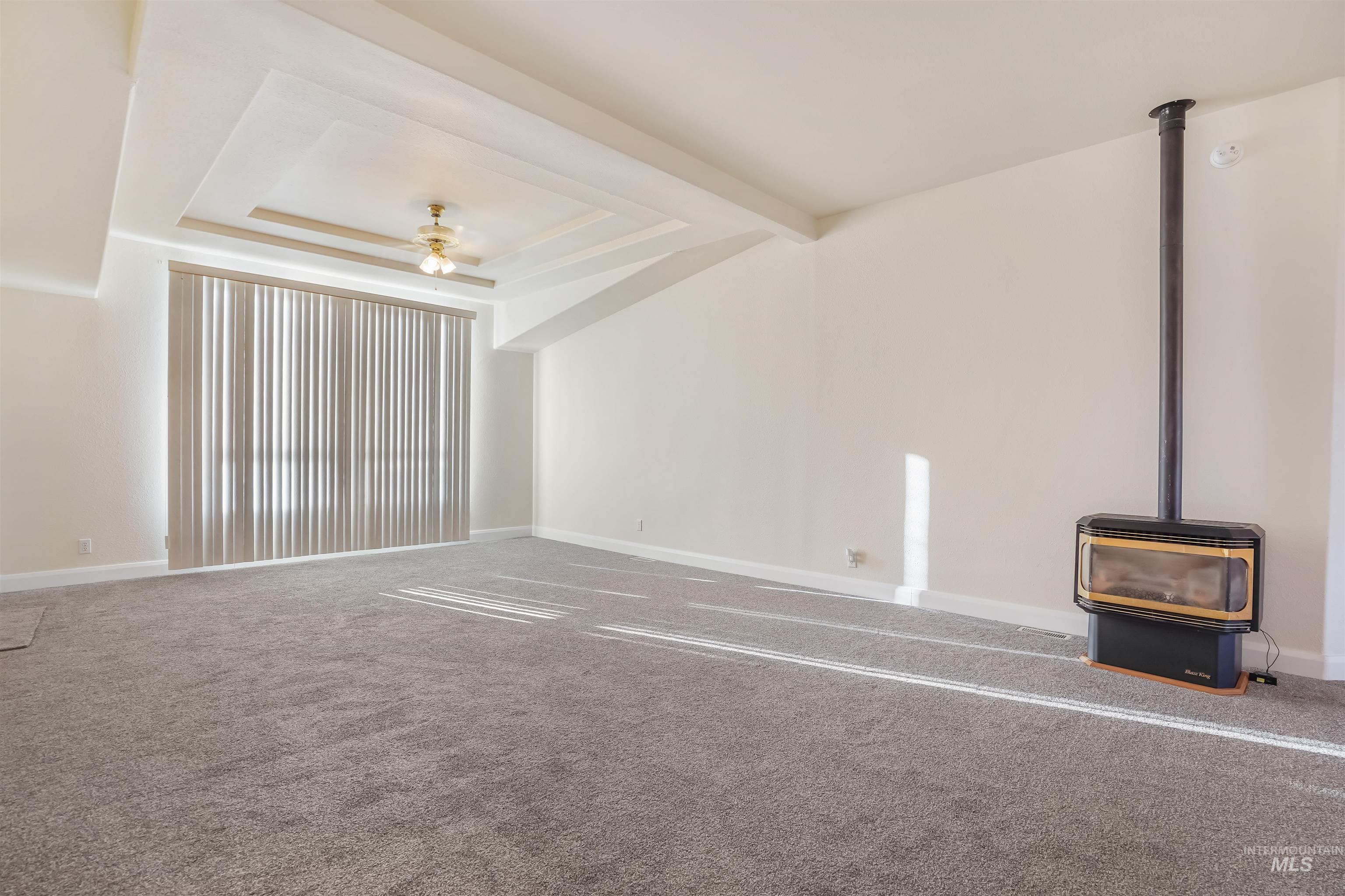 70 N 750 W, Paul, Idaho 83347, 3 Bedrooms, 2.5 Bathrooms, Residential For Sale, Price $450,000,MLS 98969342