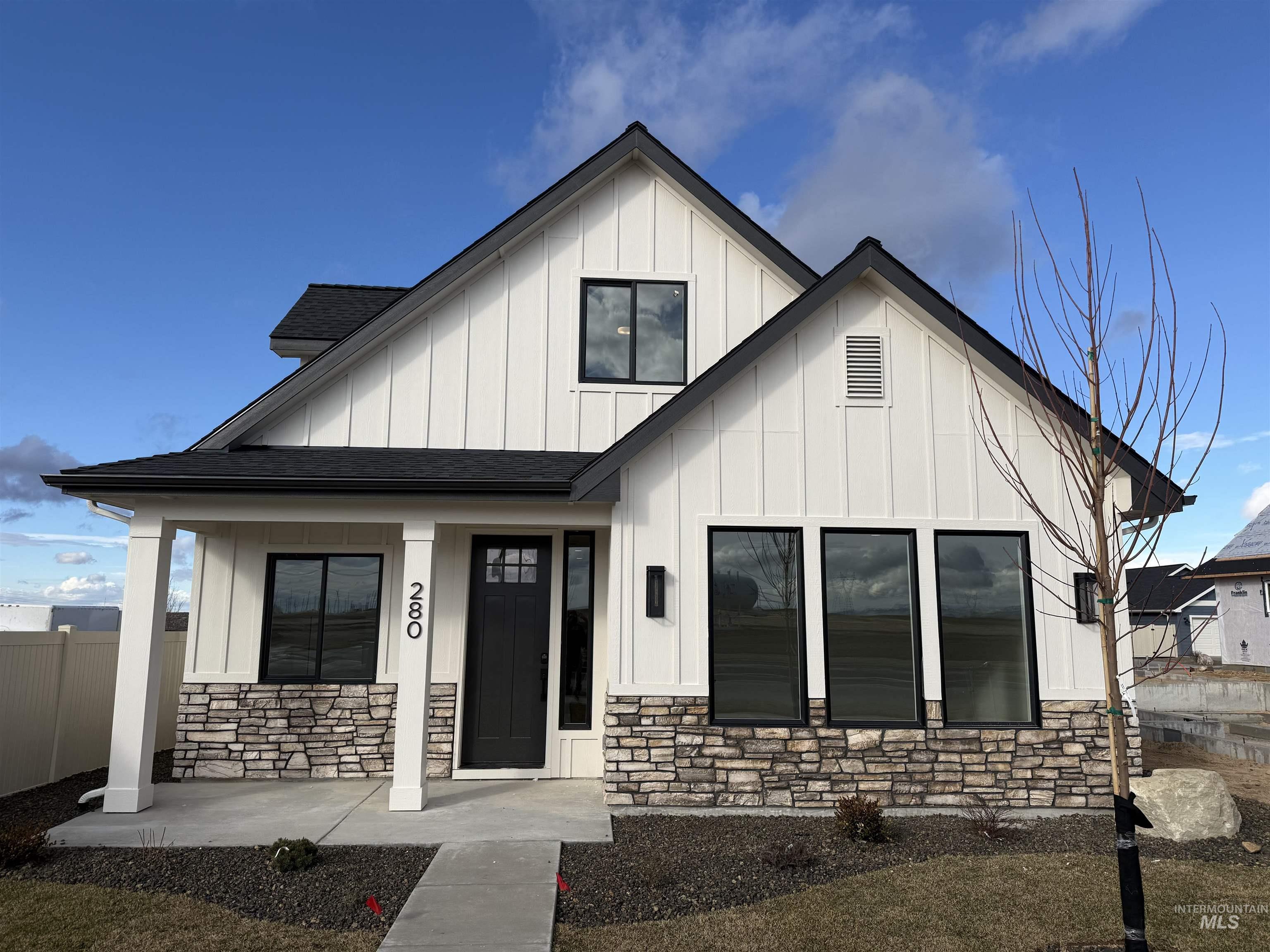 280 E Mayfield springs blvd, Mayfield, Idaho 83716, 3 Bedrooms, 2.5 Bathrooms, Residential For Sale, Price $549,987,MLS 98969344