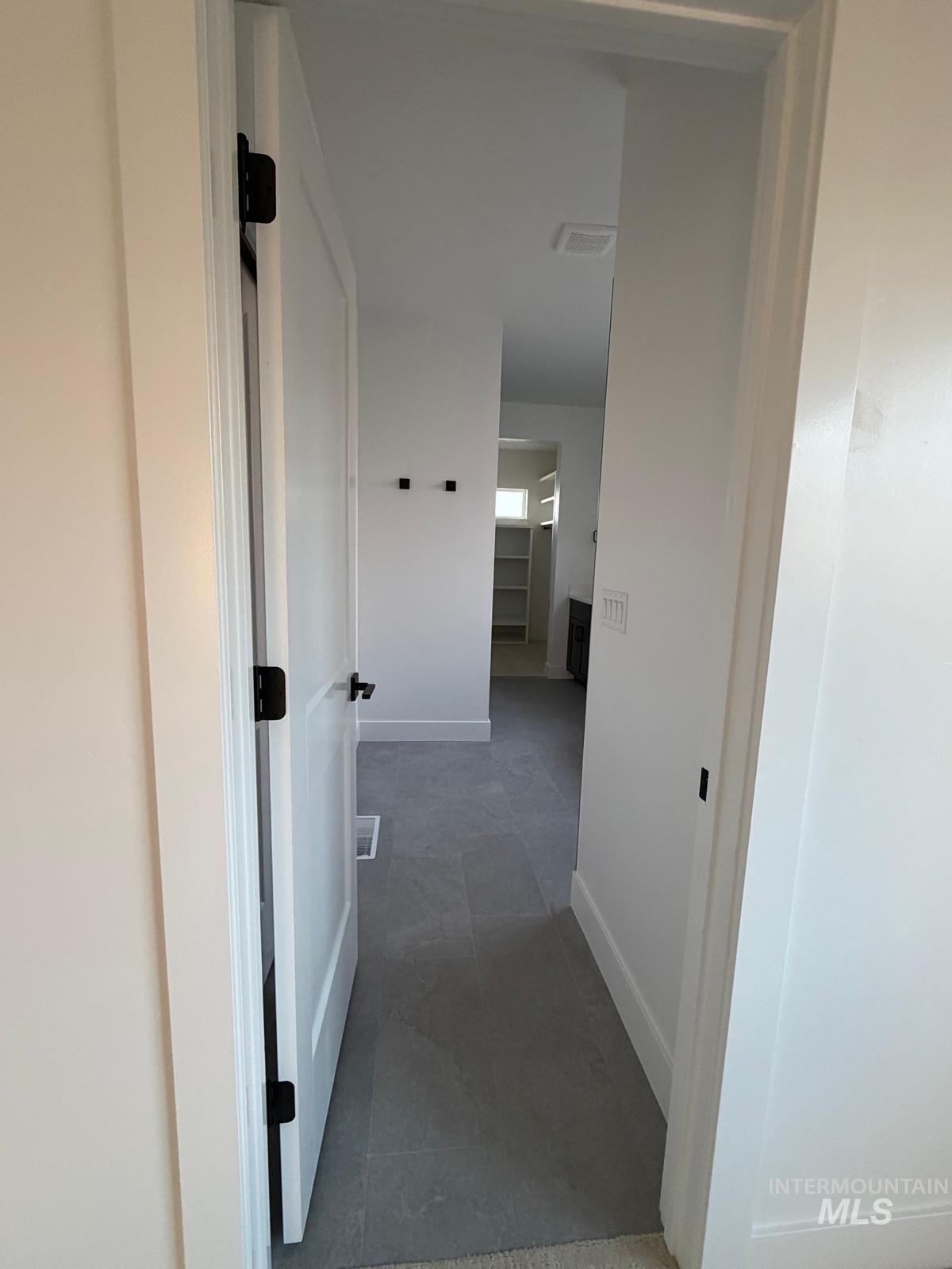 280 E Mayfield springs blvd, Mayfield, Idaho 83716, 3 Bedrooms, 2.5 Bathrooms, Residential For Sale, Price $549,987,MLS 98969344