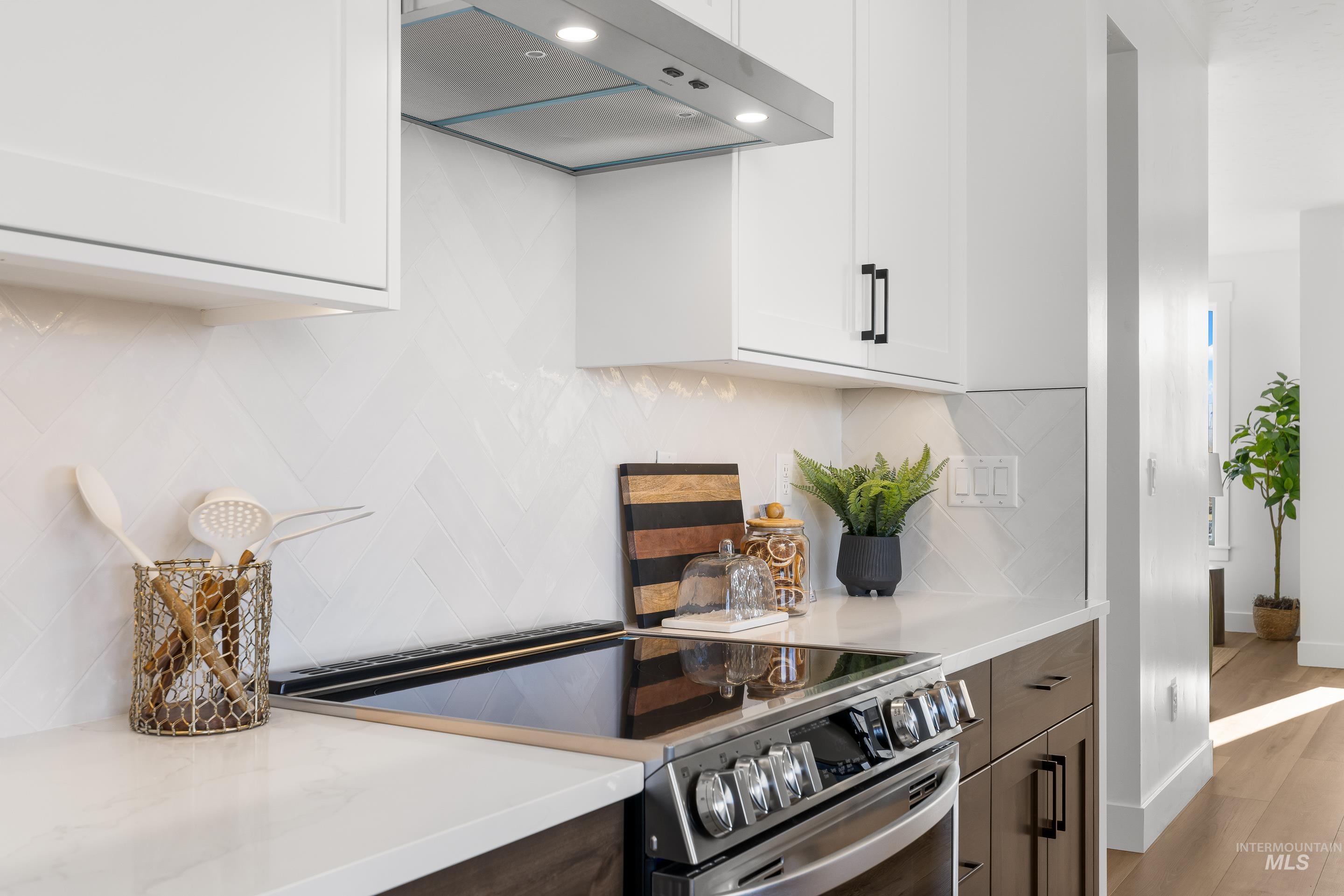 280 E Mayfield springs blvd, Boise, Idaho 83716, 3 Bedrooms, 2.5 Bathrooms, Residential For Sale, Price $499,990,MLS 98969344