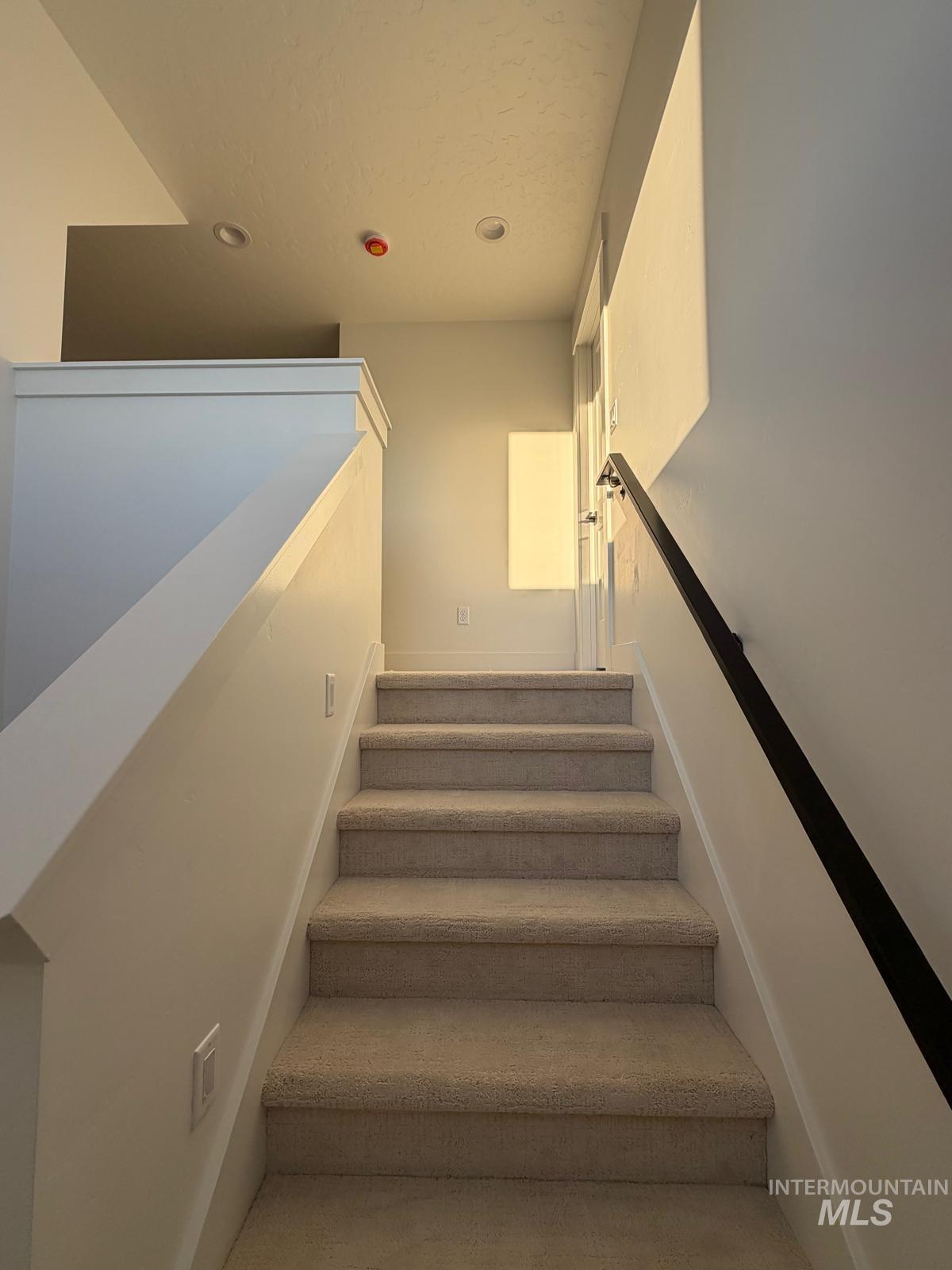 280 E Mayfield springs blvd, Mayfield, Idaho 83716, 3 Bedrooms, 2.5 Bathrooms, Residential For Sale, Price $549,987,MLS 98969344