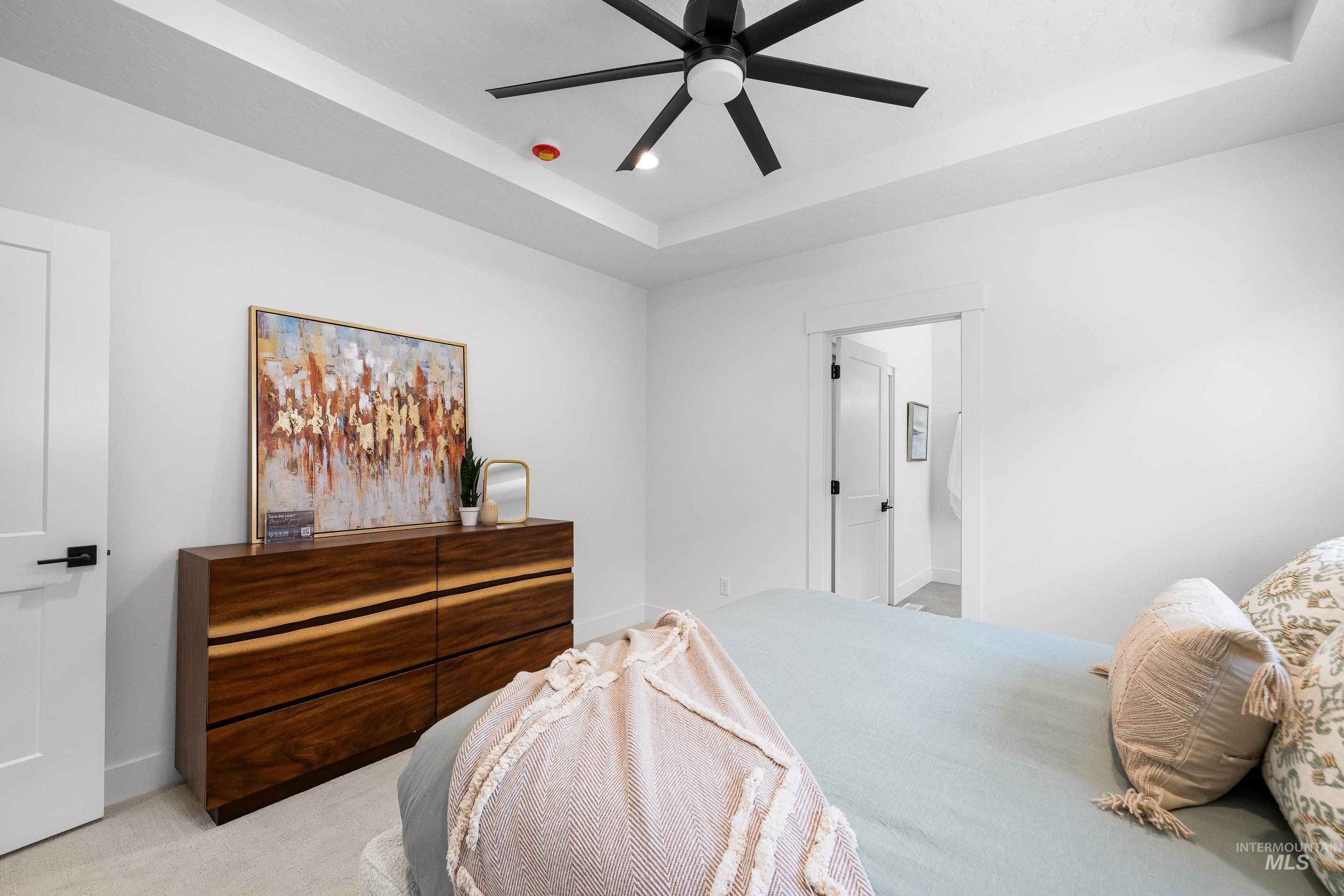 280 E Mayfield springs blvd, Boise, Idaho 83716, 3 Bedrooms, 2.5 Bathrooms, Residential For Sale, Price $499,990,MLS 98969344