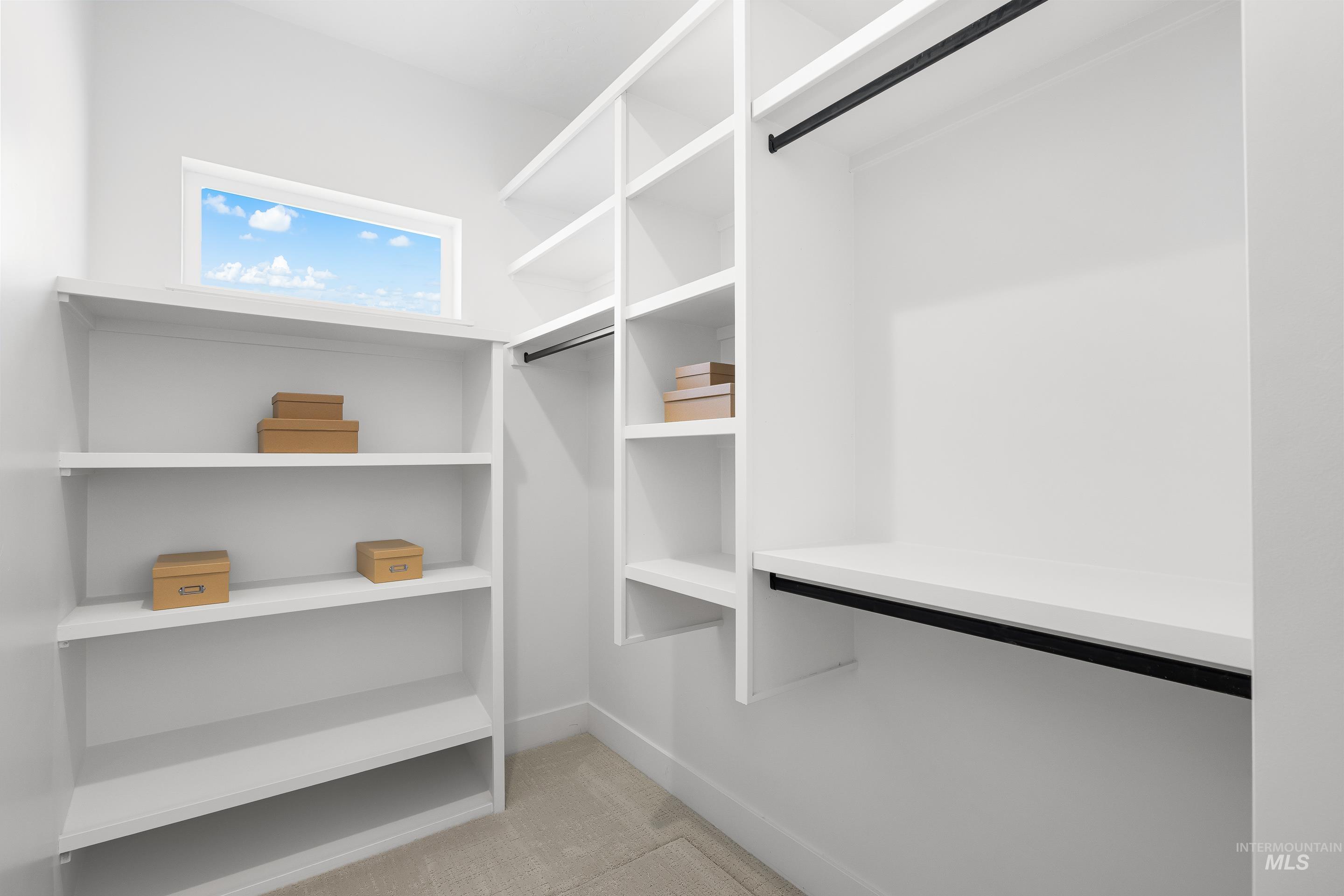 280 E Mayfield springs blvd, Boise, Idaho 83716, 3 Bedrooms, 2.5 Bathrooms, Residential For Sale, Price $499,990,MLS 98969344