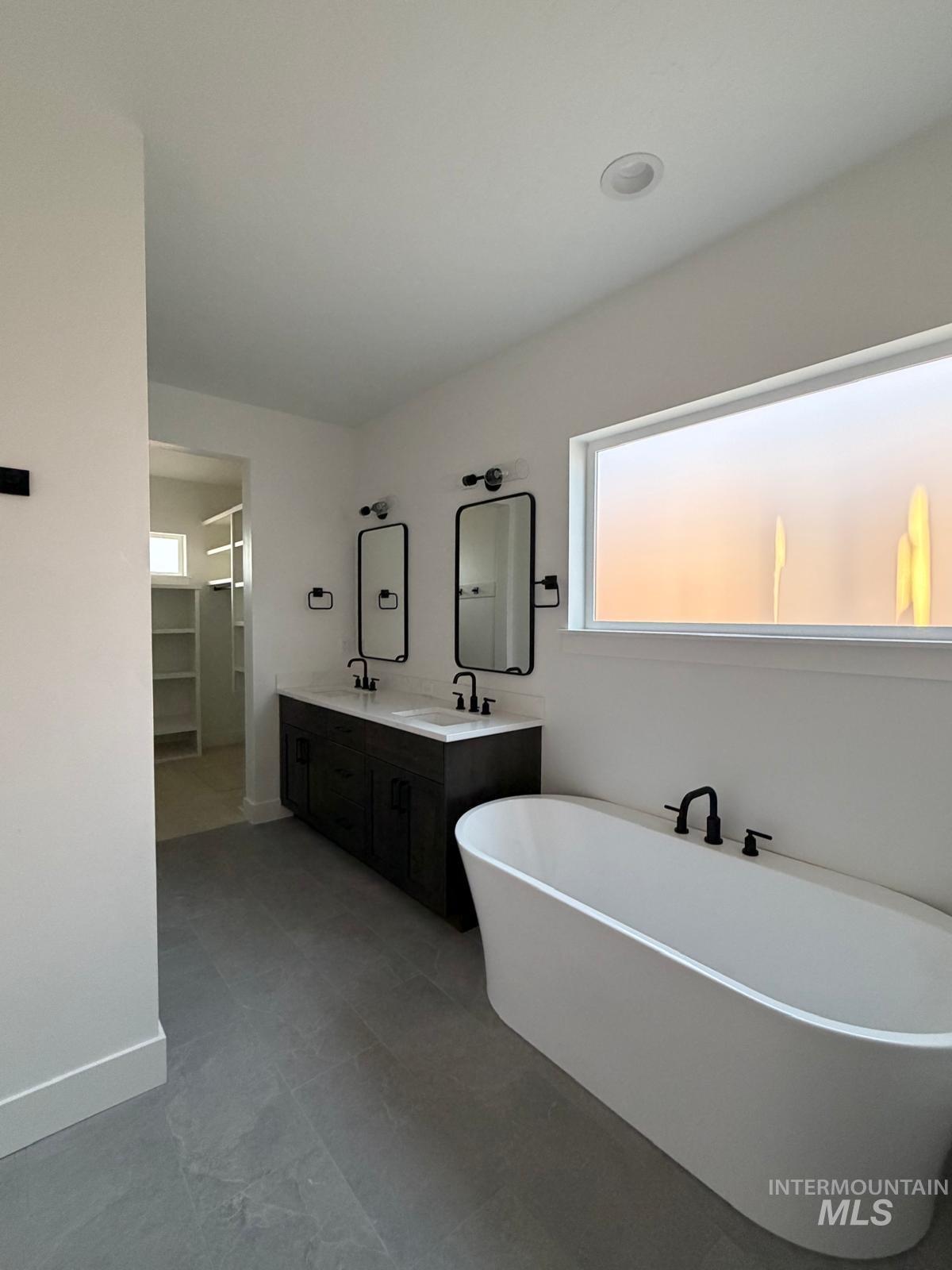 280 E Mayfield springs blvd, Mayfield, Idaho 83716, 3 Bedrooms, 2.5 Bathrooms, Residential For Sale, Price $549,987,MLS 98969344