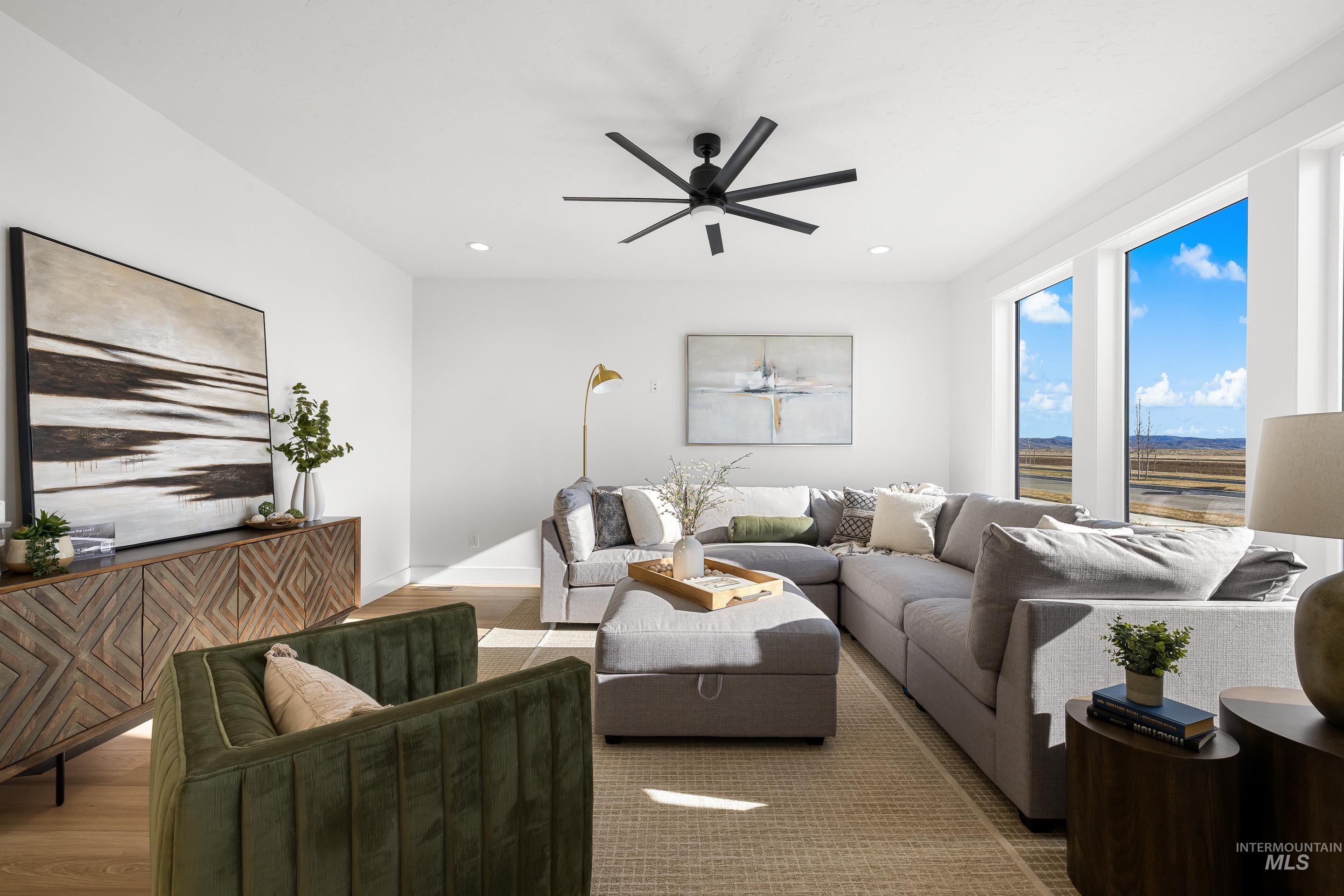 280 E Mayfield springs blvd, Boise, Idaho 83716, 3 Bedrooms, 2.5 Bathrooms, Residential For Sale, Price $499,990,MLS 98969344