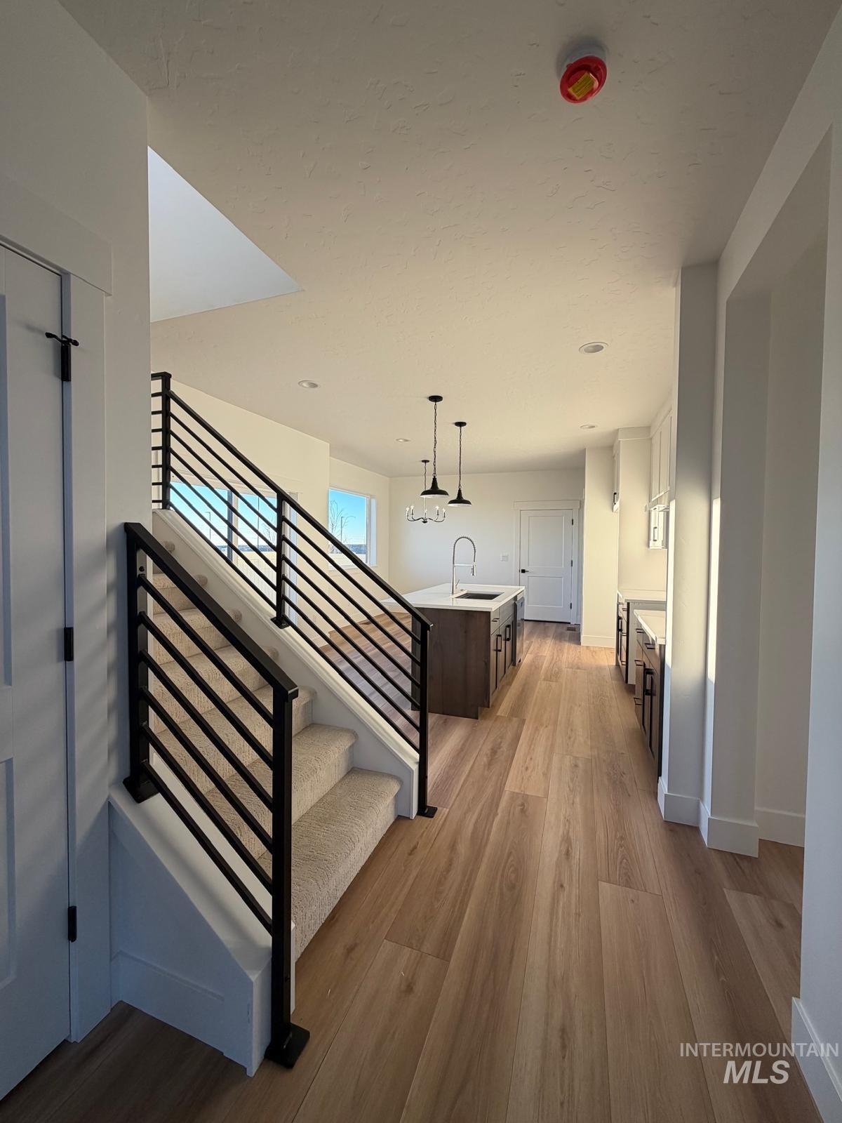 280 E Mayfield springs blvd, Mayfield, Idaho 83716, 3 Bedrooms, 2.5 Bathrooms, Residential For Sale, Price $549,987,MLS 98969344