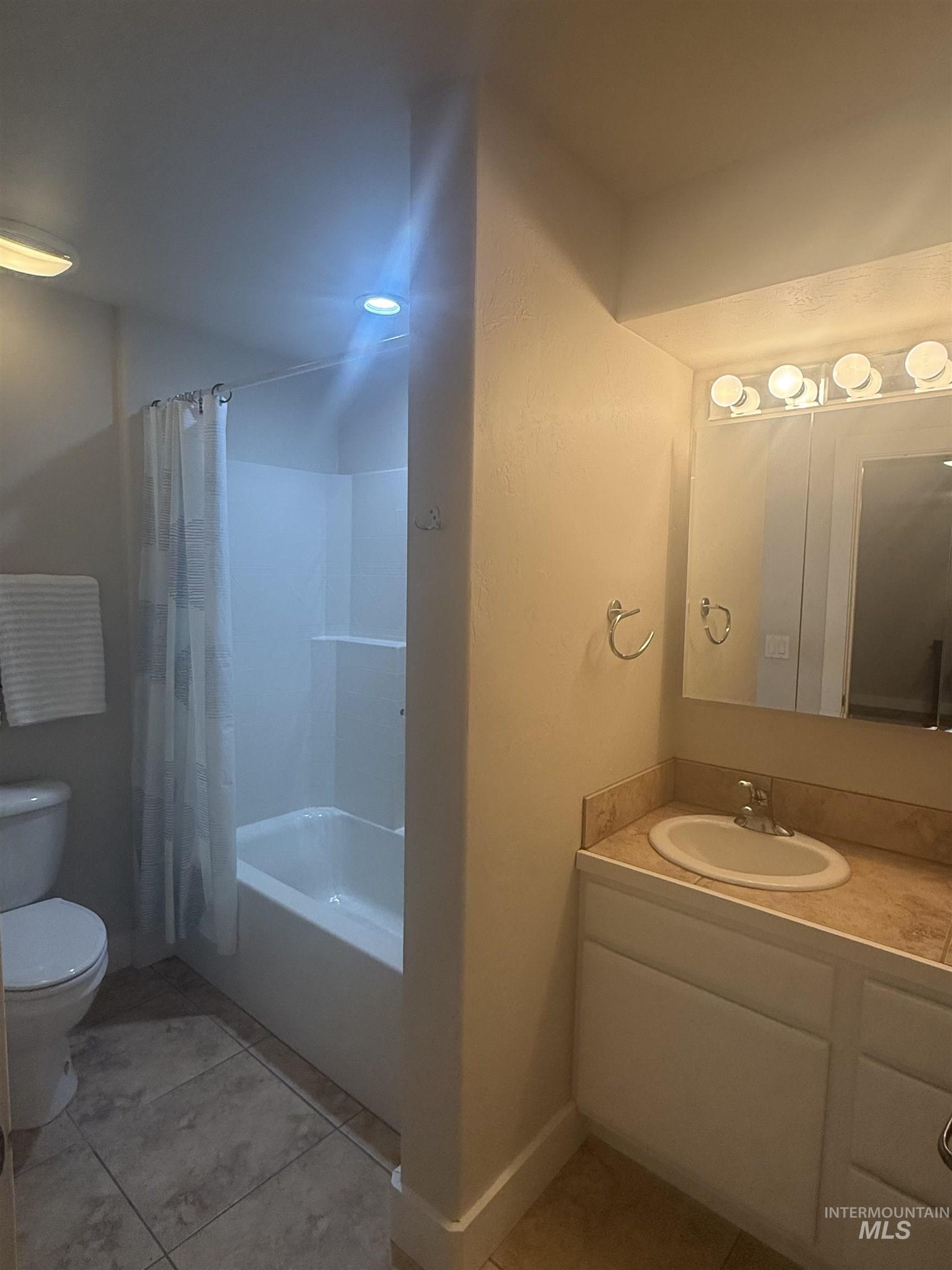 891 N Pointe Dr, Twin Falls, Idaho 83301, 5 Bedrooms, 3 Bathrooms, Residential For Sale, Price $599,900,MLS 98969345