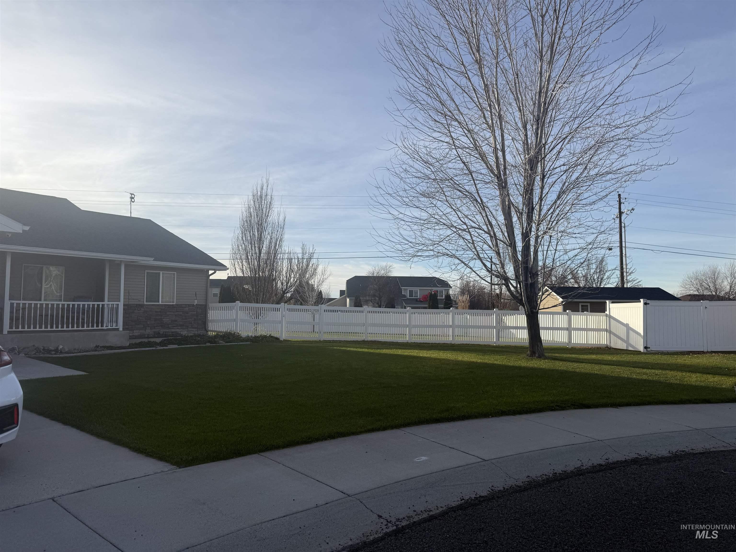 891 N Pointe Dr, Twin Falls, Idaho 83301, 5 Bedrooms, 3 Bathrooms, Residential For Sale, Price $599,900,MLS 98969345