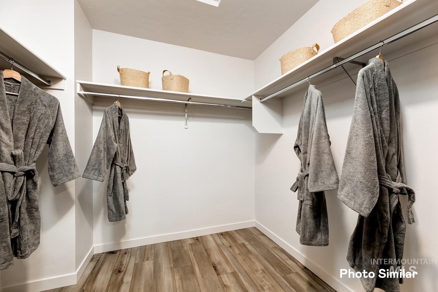 3061 N Kankakee Way, Kuna, Idaho 83634, 4 Bedrooms, 2.5 Bathrooms, Residential For Sale, Price $431,500,MLS 98969349