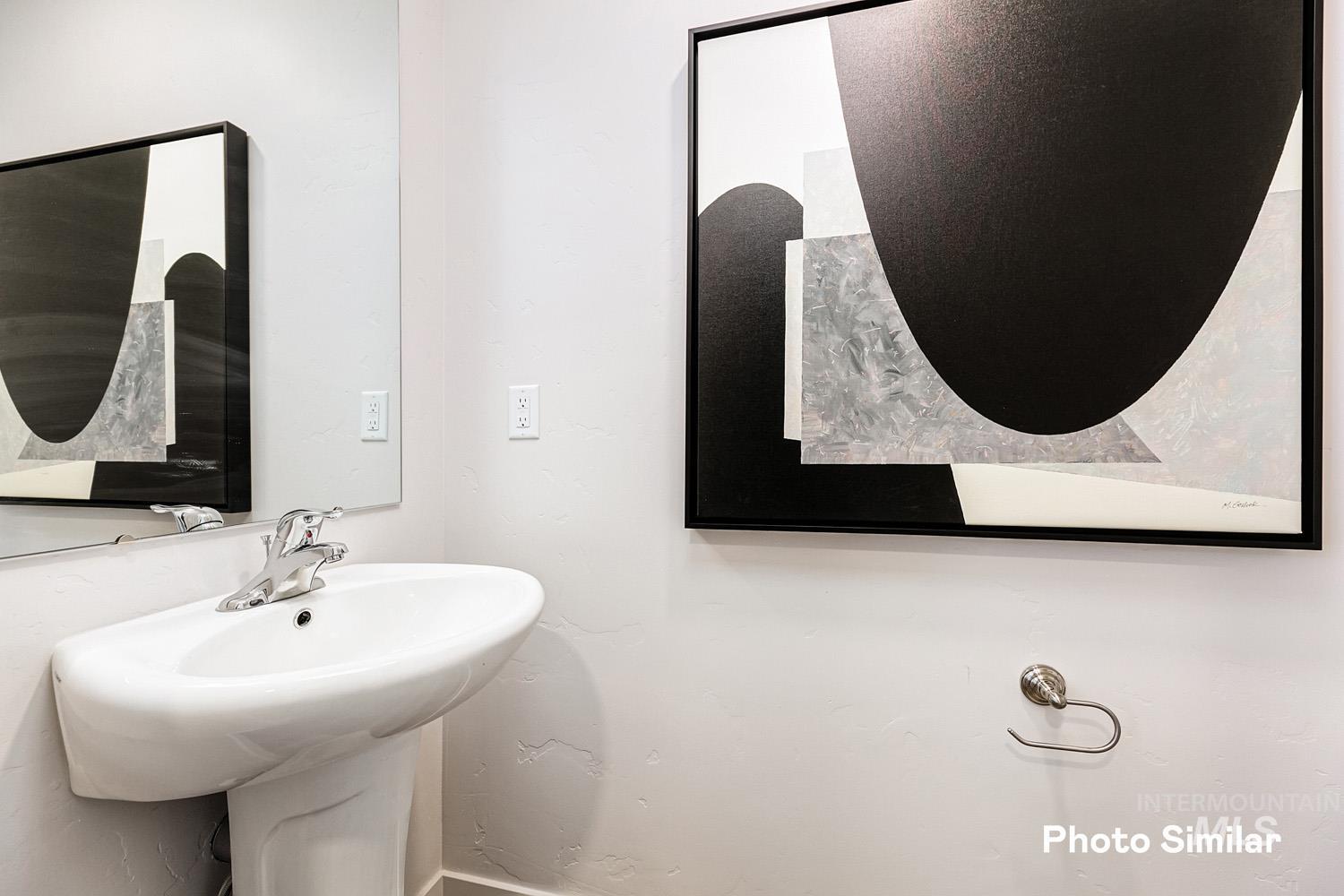 3061 N Kankakee Way, Kuna, Idaho 83634, 4 Bedrooms, 2.5 Bathrooms, Residential For Sale, Price $431,500,MLS 98969349