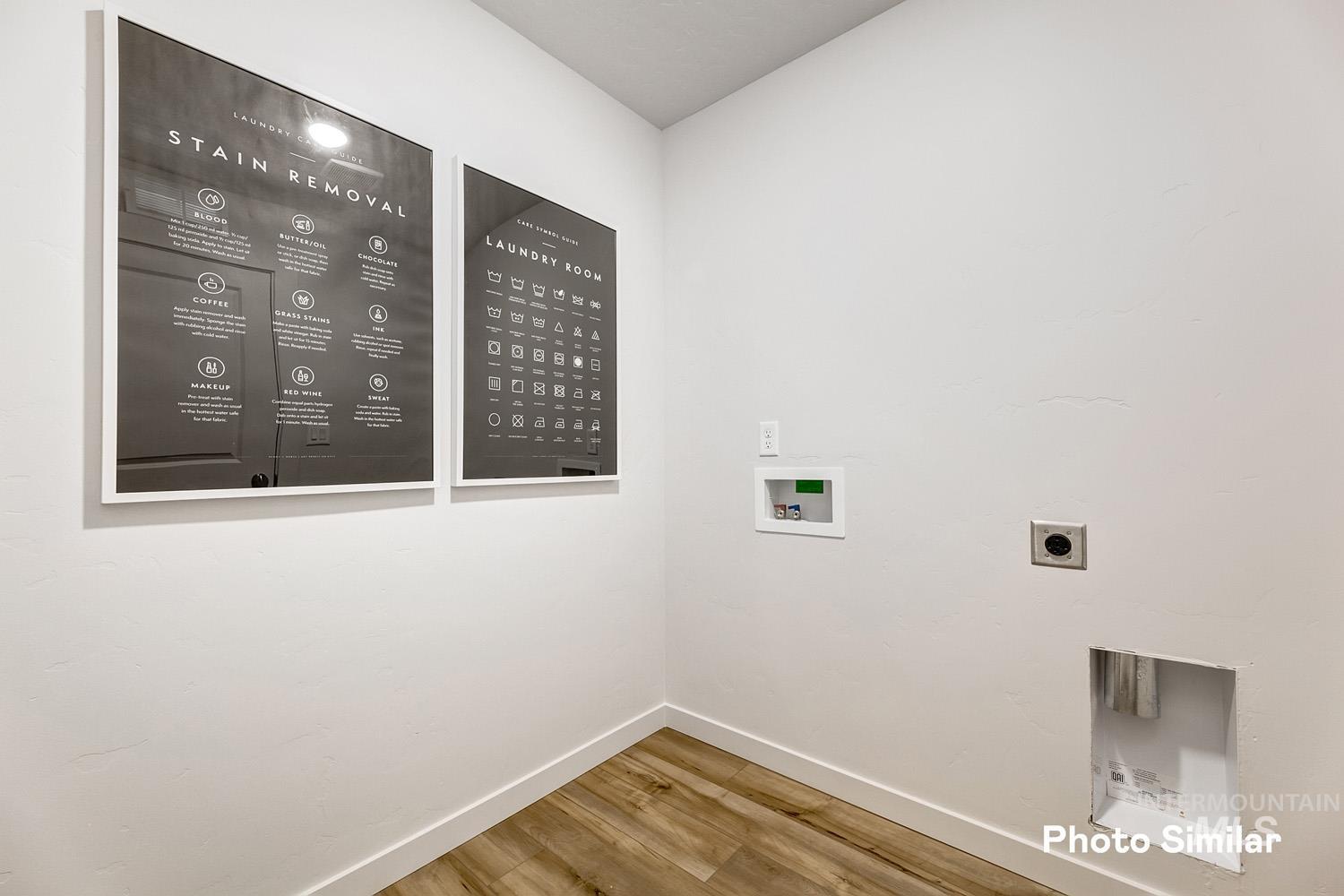 3061 N Kankakee Way, Kuna, Idaho 83634, 4 Bedrooms, 2.5 Bathrooms, Residential For Sale, Price $431,500,MLS 98969349