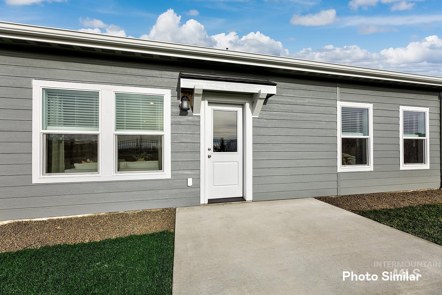 3061 N Kankakee Way, Kuna, Idaho 83634, 4 Bedrooms, 2.5 Bathrooms, Residential For Sale, Price $434,950,MLS 98969349