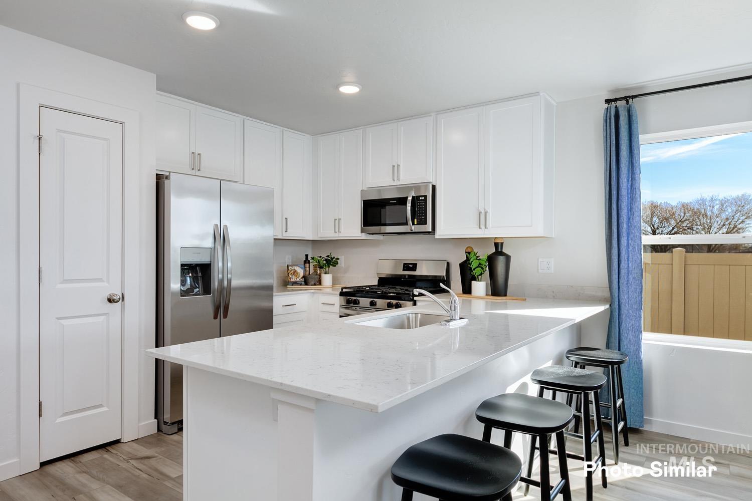 3061 N Kankakee Way, Kuna, Idaho 83634, 4 Bedrooms, 2.5 Bathrooms, Residential For Sale, Price $431,500,MLS 98969349