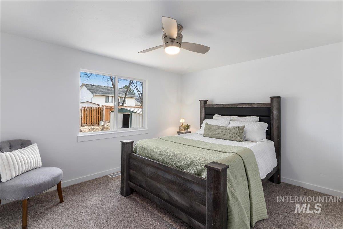 1184 Starfire, Twin Falls, Idaho 83301, 3 Bedrooms, 2 Bathrooms, Residential For Sale, Price $334,900,MLS 98969351