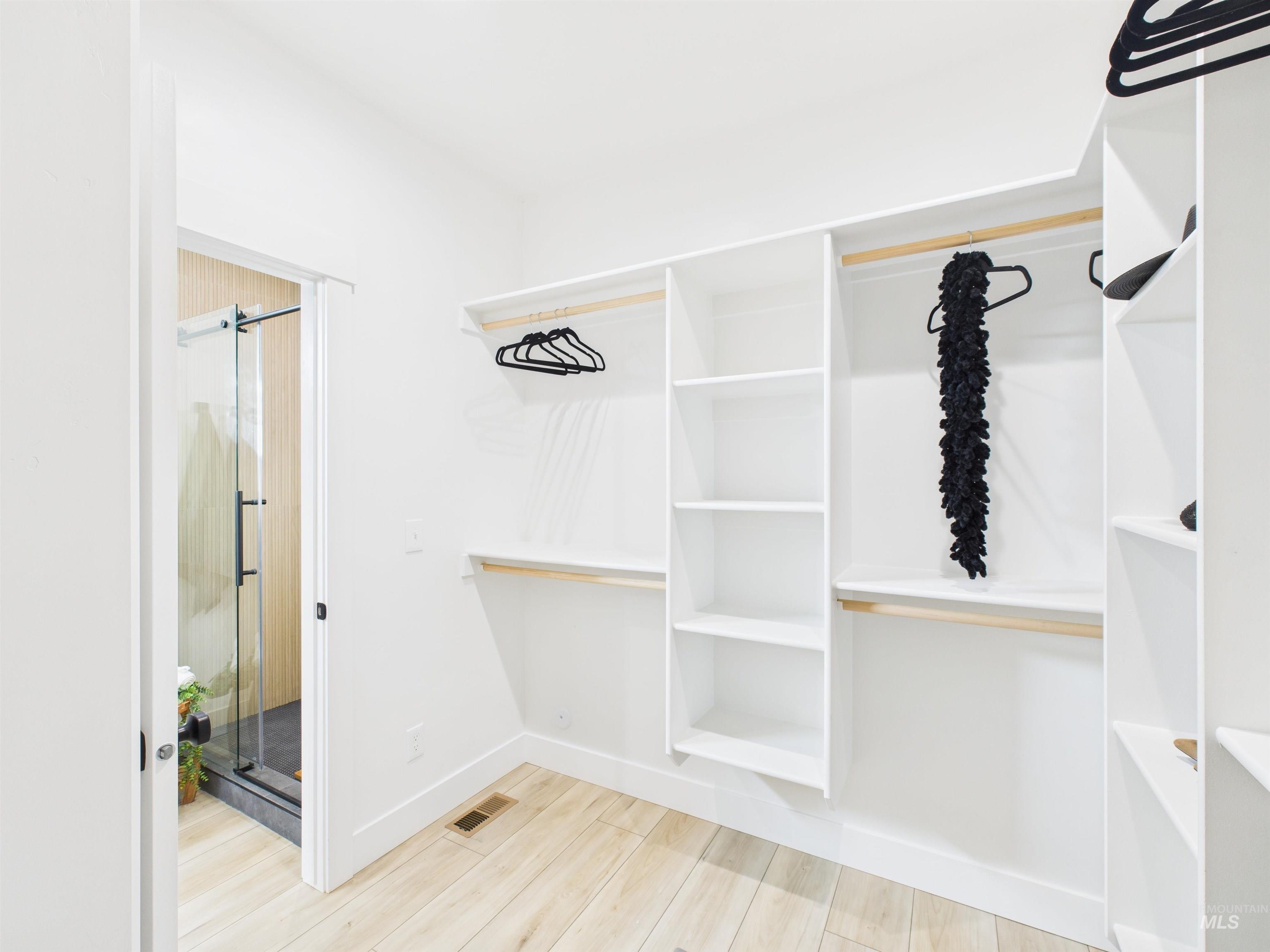 1211 Bronze, Rupert, Idaho 83336, 3 Bedrooms, 2 Bathrooms, Residential For Sale, Price $415,000,MLS 98969352