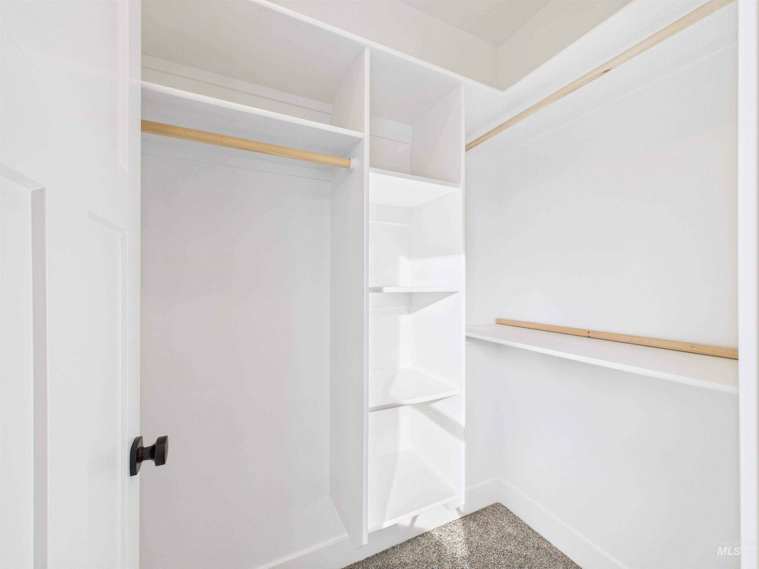 1211 Bronze, Rupert, Idaho 83336, 3 Bedrooms, 2 Bathrooms, Residential For Sale, Price $415,000,MLS 98969352