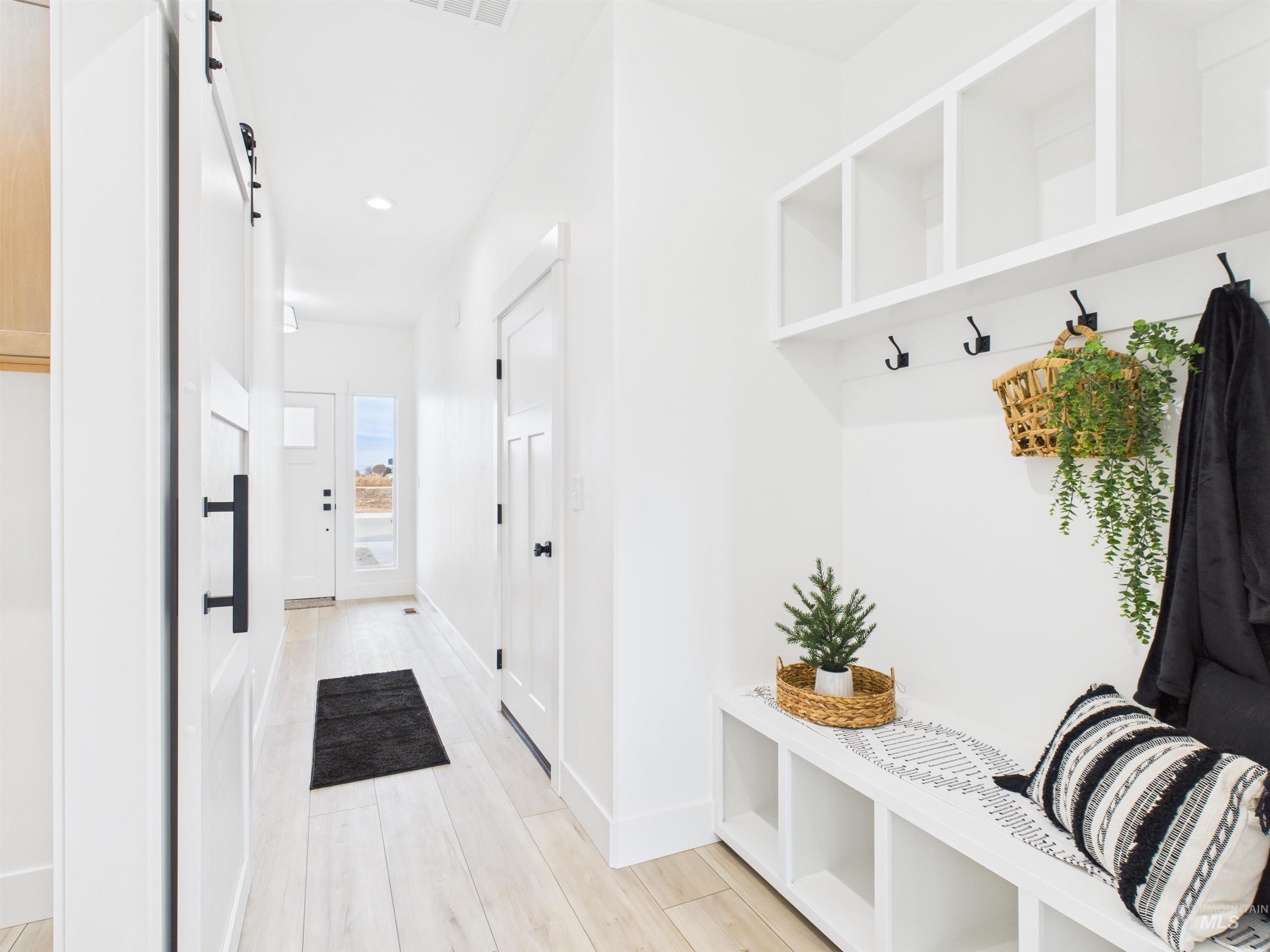 1211 Bronze, Rupert, Idaho 83336, 3 Bedrooms, 2 Bathrooms, Residential For Sale, Price $415,000,MLS 98969352