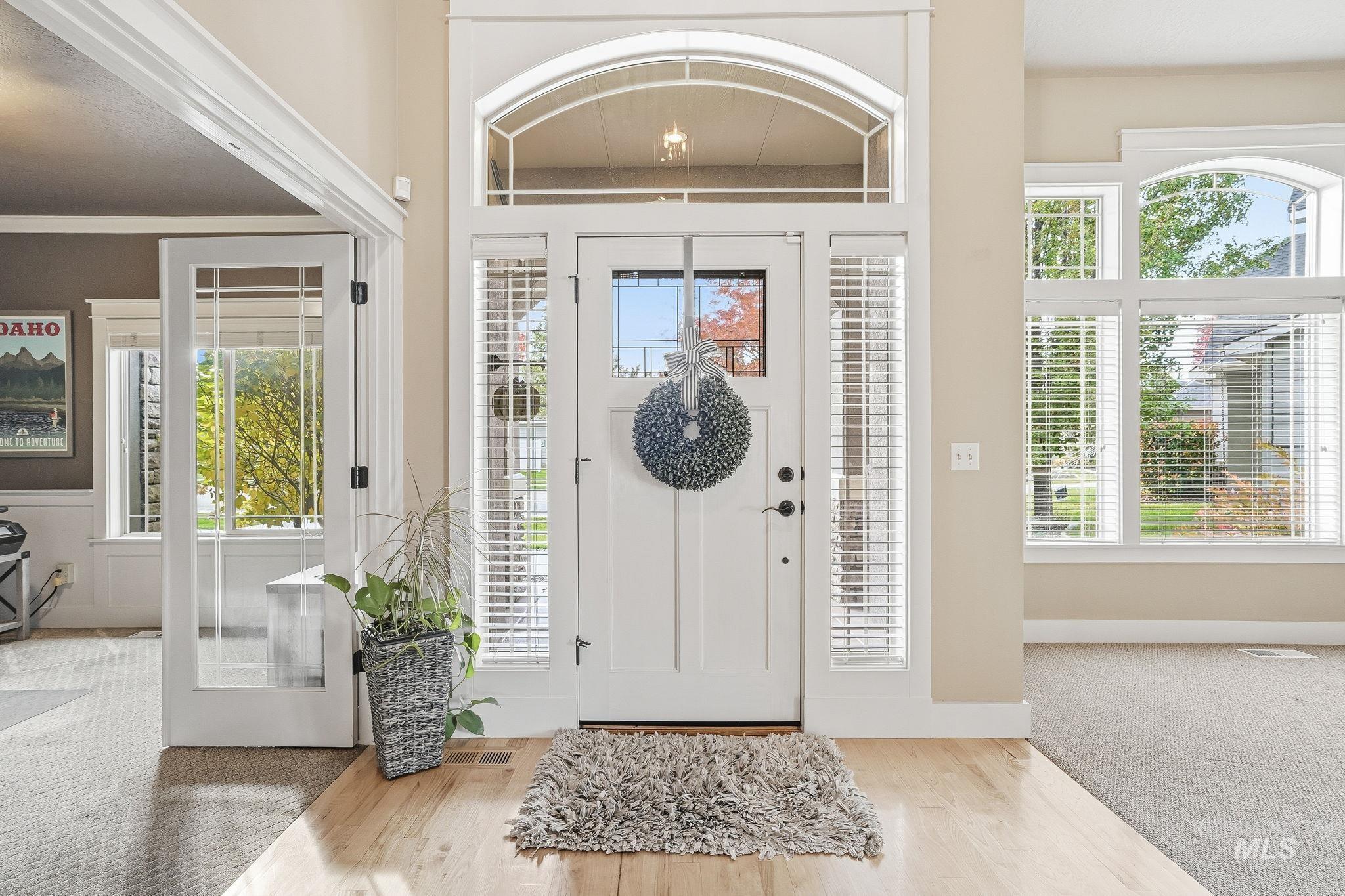 4694 N Abruzzo Ave, Meridian, Idaho 83646, 4 Bedrooms, 2.5 Bathrooms, Residential For Sale, Price $885,000,MLS 98969353