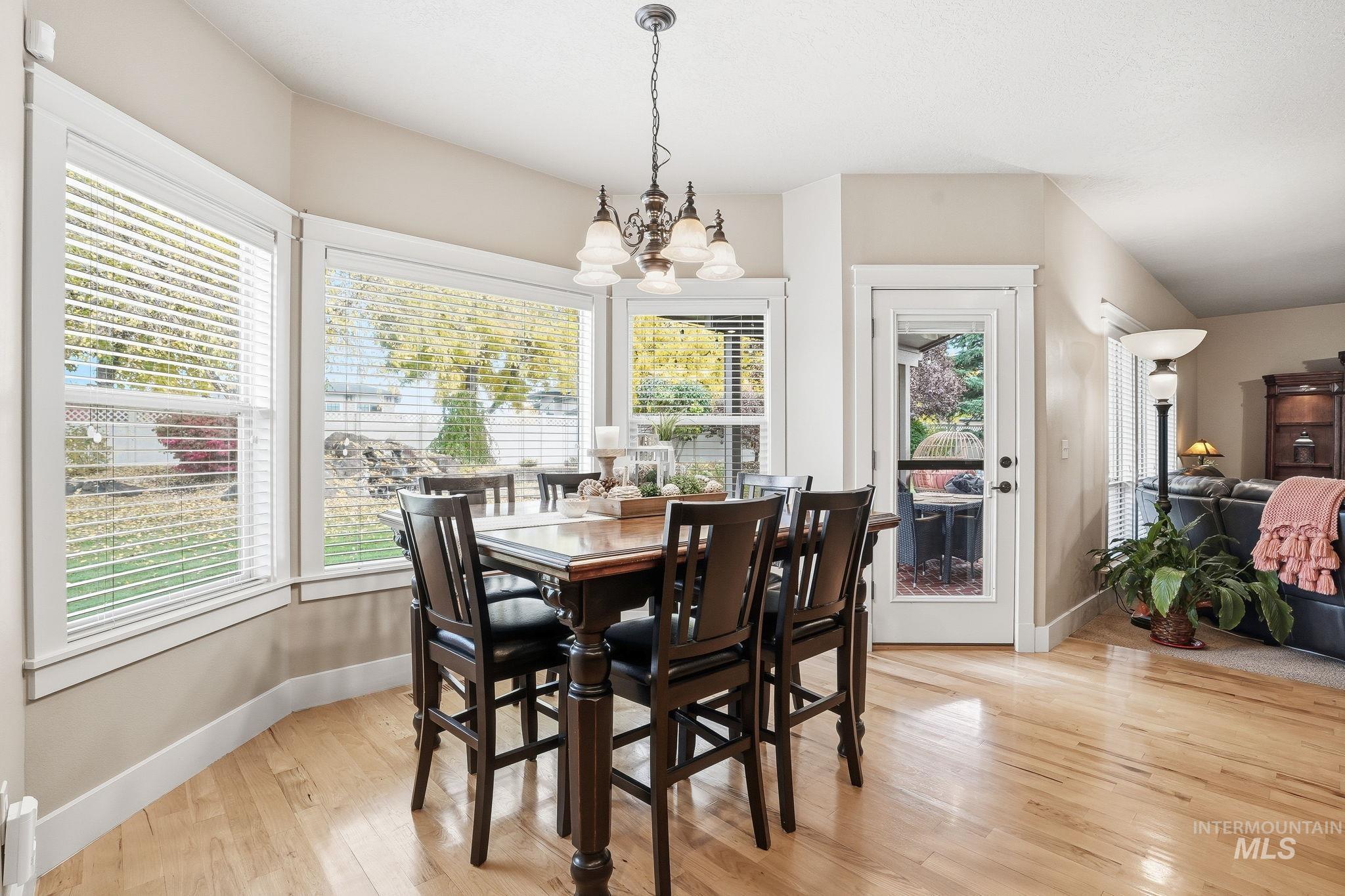 4694 N Abruzzo Ave, Meridian, Idaho 83646, 4 Bedrooms, 2.5 Bathrooms, Residential For Sale, Price $885,000,MLS 98969353