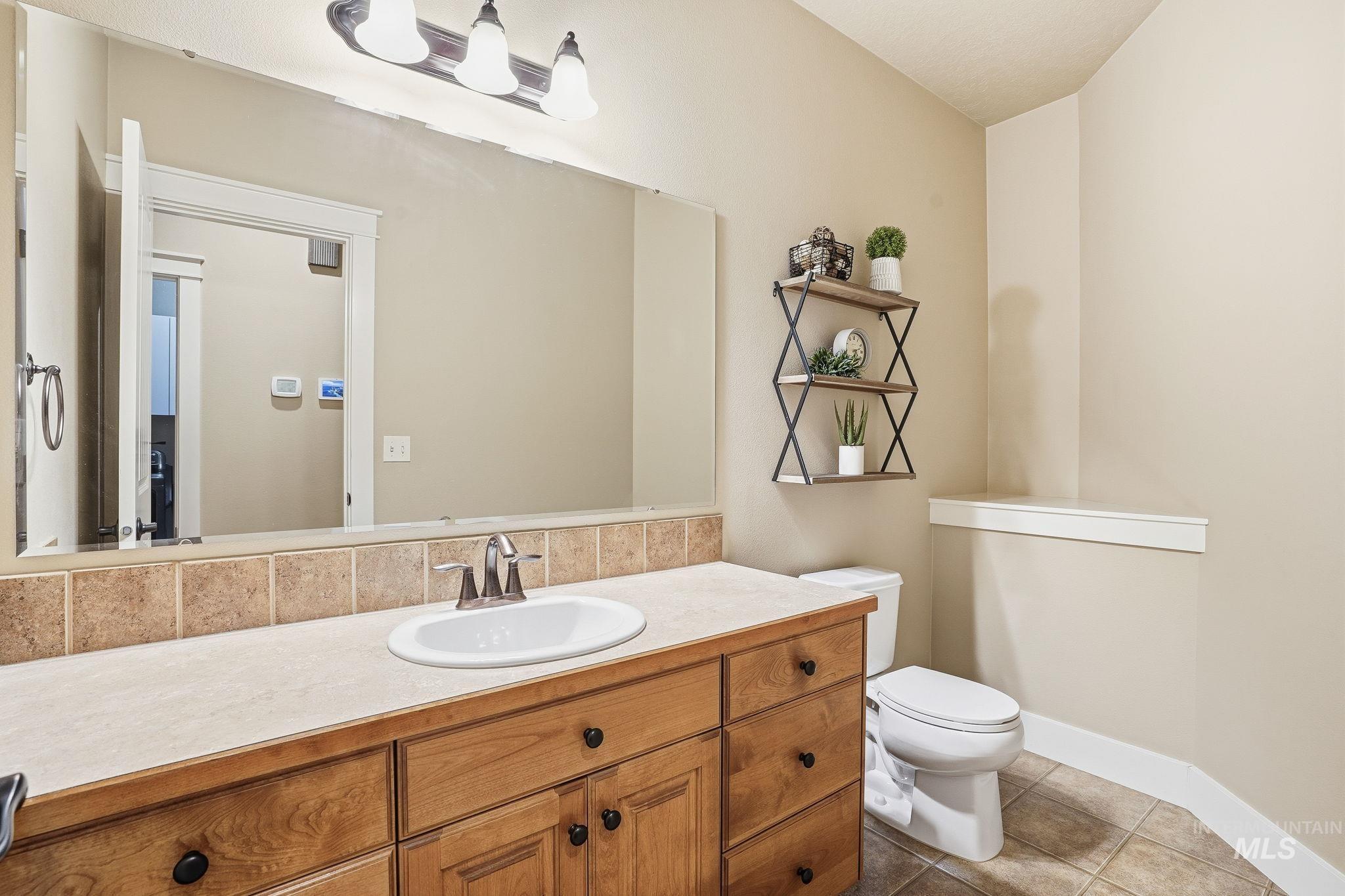 4694 N Abruzzo Ave, Meridian, Idaho 83646, 4 Bedrooms, 2.5 Bathrooms, Residential For Sale, Price $885,000,MLS 98969353