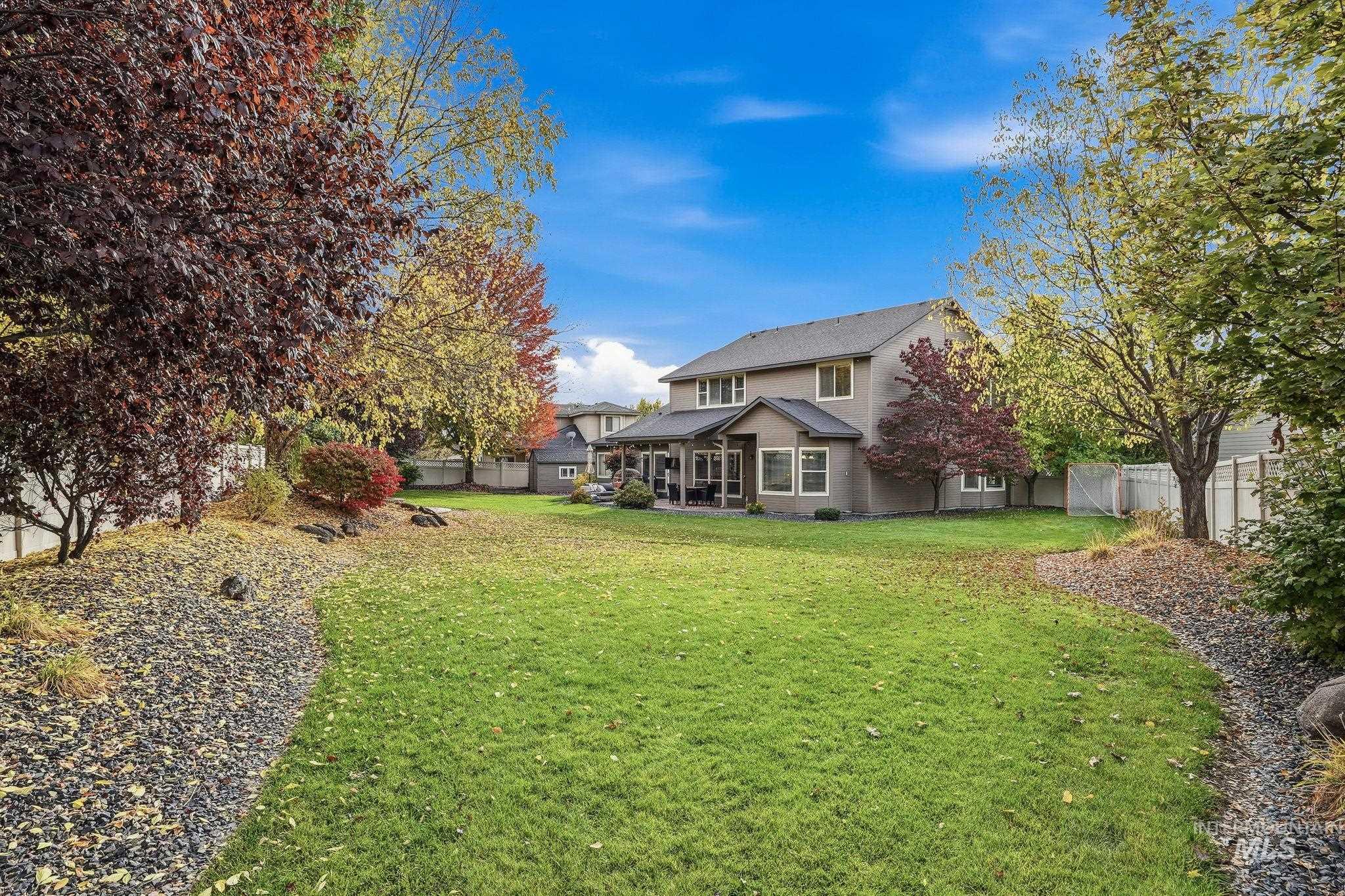 4694 N Abruzzo Ave, Meridian, Idaho 83646, 4 Bedrooms, 2.5 Bathrooms, Residential For Sale, Price $885,000,MLS 98969353