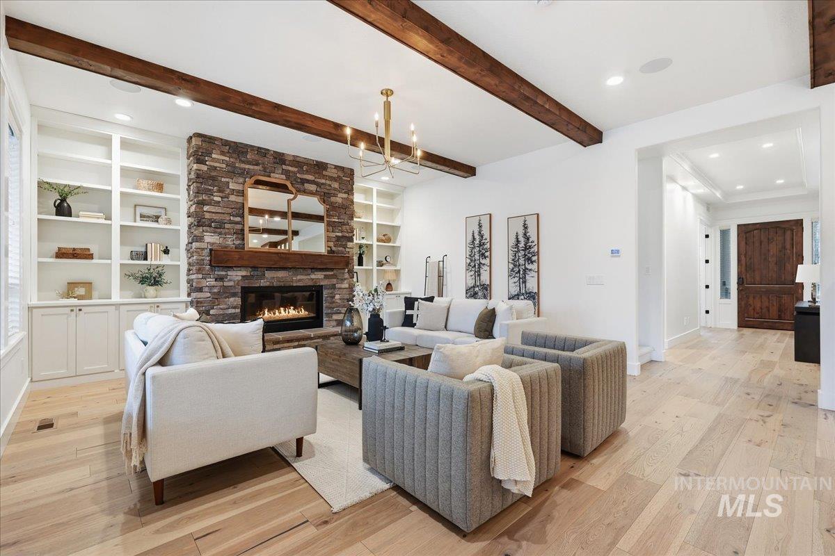 3811 E Darlington Dr, Meridian, Idaho 83642, 5 Bedrooms, 3 Bathrooms, Residential For Sale, Price $989,900,MLS 98969355