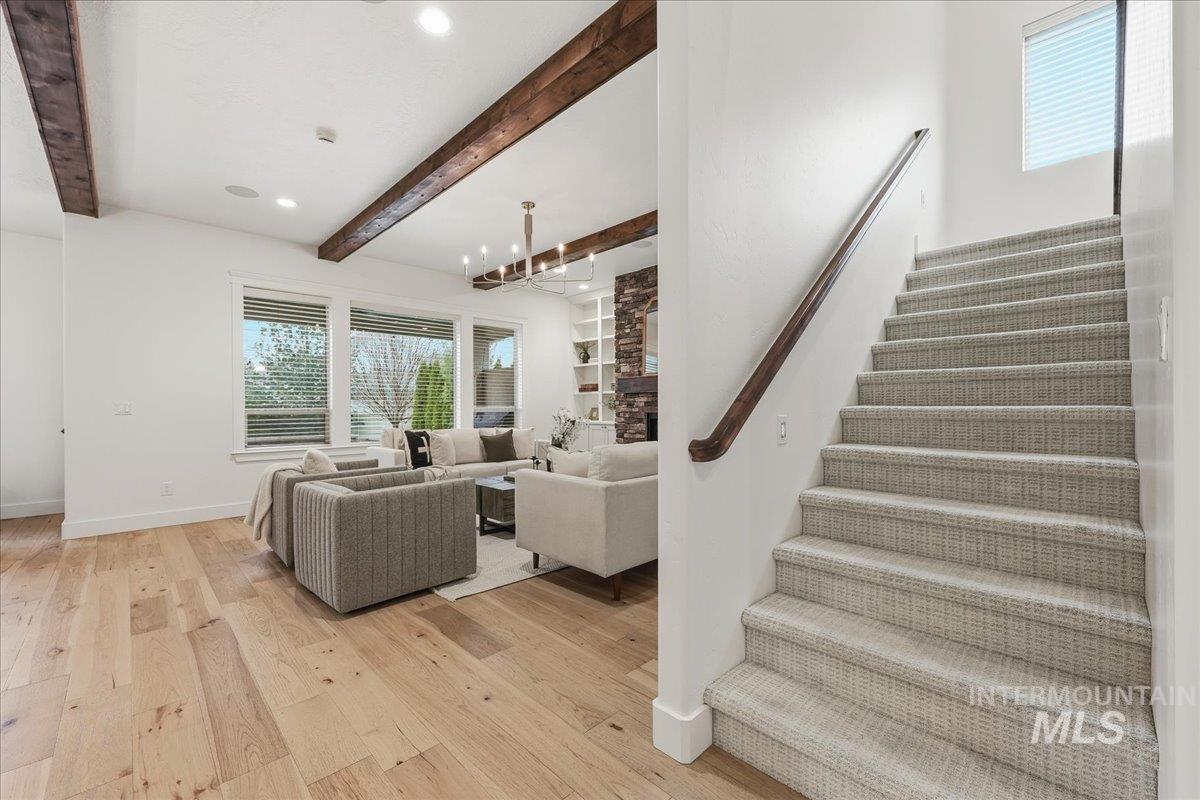 3811 E Darlington Dr, Meridian, Idaho 83642, 5 Bedrooms, 3 Bathrooms, Residential For Sale, Price $989,900,MLS 98969355