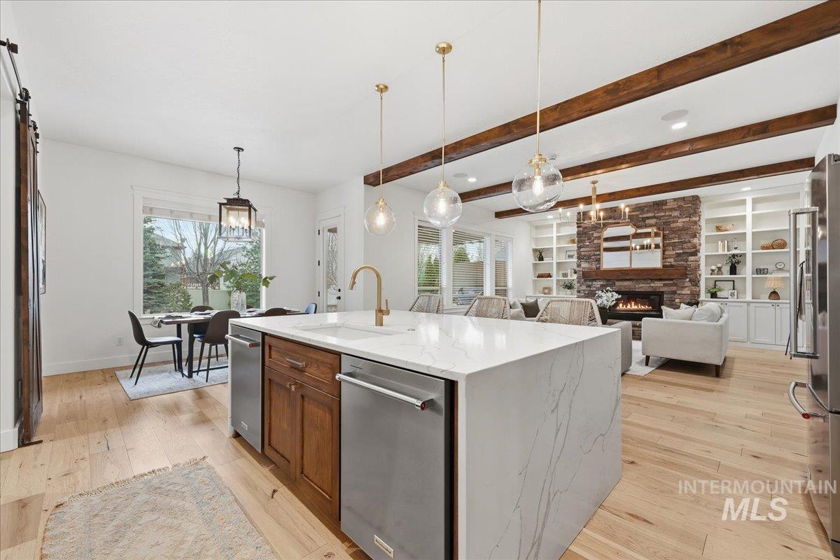 3811 E Darlington Dr, Meridian, Idaho 83642, 5 Bedrooms, 3 Bathrooms, Residential For Sale, Price $989,900,MLS 98969355