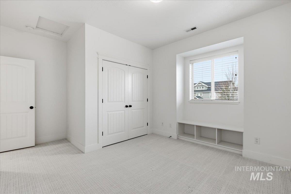 3811 E Darlington Dr, Meridian, Idaho 83642, 5 Bedrooms, 3 Bathrooms, Residential For Sale, Price $989,900,MLS 98969355