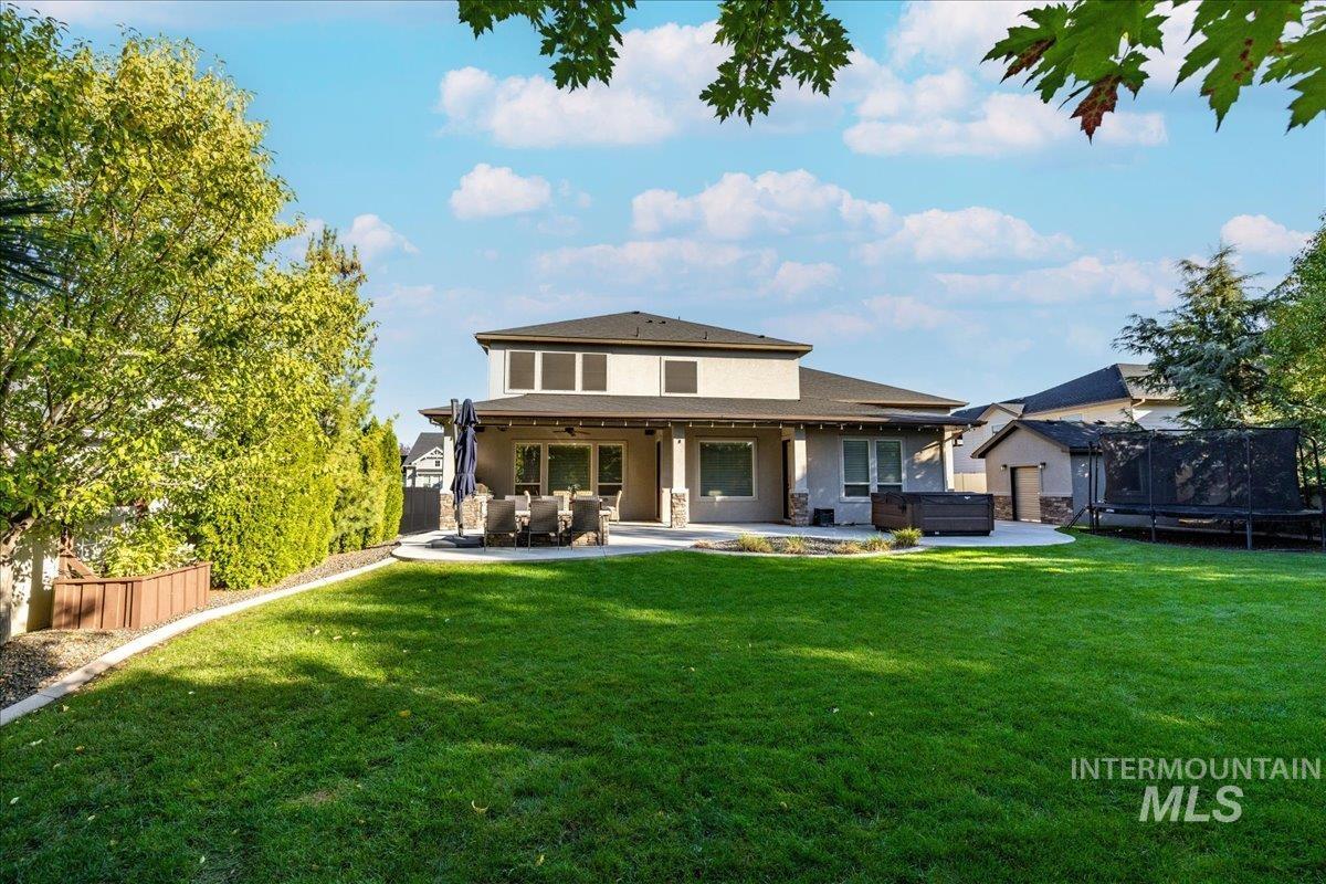 3811 E Darlington Dr, Meridian, Idaho 83642, 5 Bedrooms, 3 Bathrooms, Residential For Sale, Price $989,900,MLS 98969355