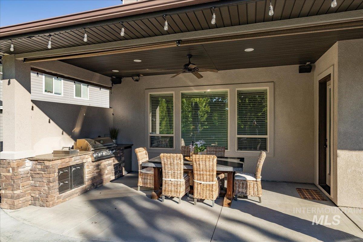 3811 E Darlington Dr, Meridian, Idaho 83642, 5 Bedrooms, 3 Bathrooms, Residential For Sale, Price $989,900,MLS 98969355