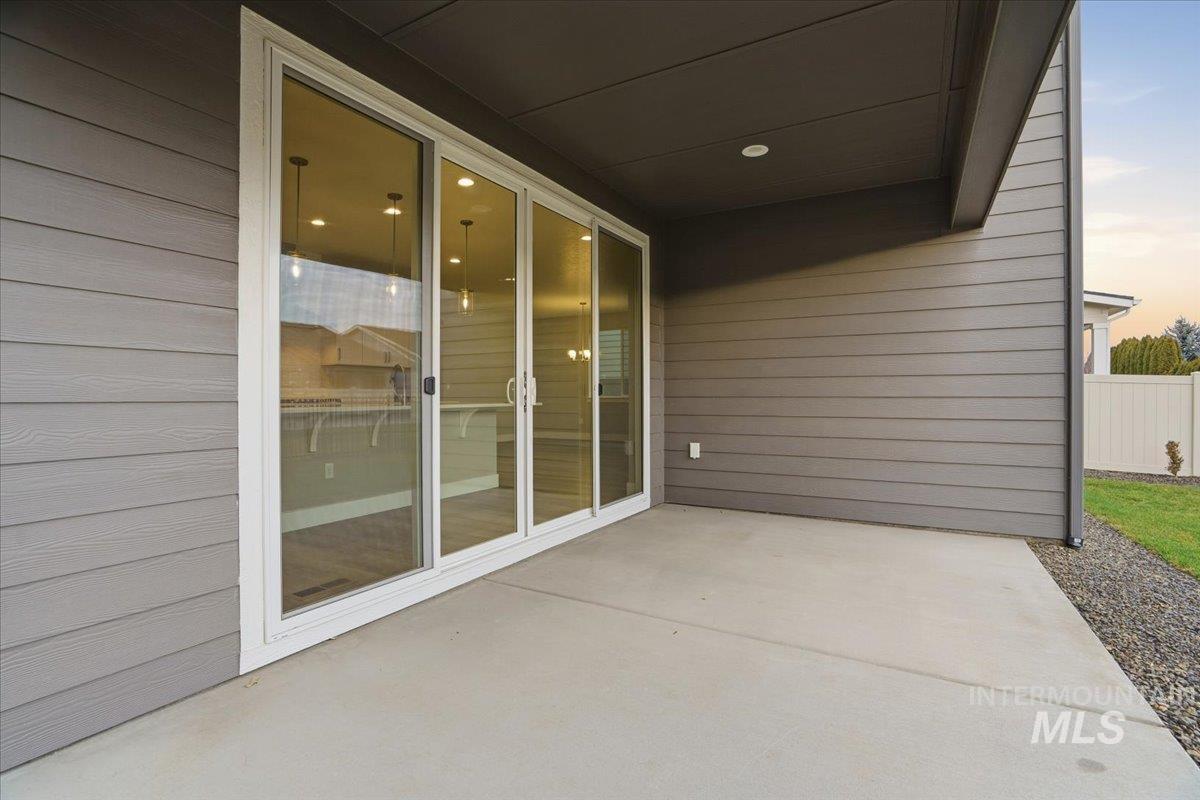 6153 N Senita Hills Ave, Meridian, Idaho 83646, 4 Bedrooms, 2.5 Bathrooms, Residential For Sale, Price $684,990,MLS 98969357