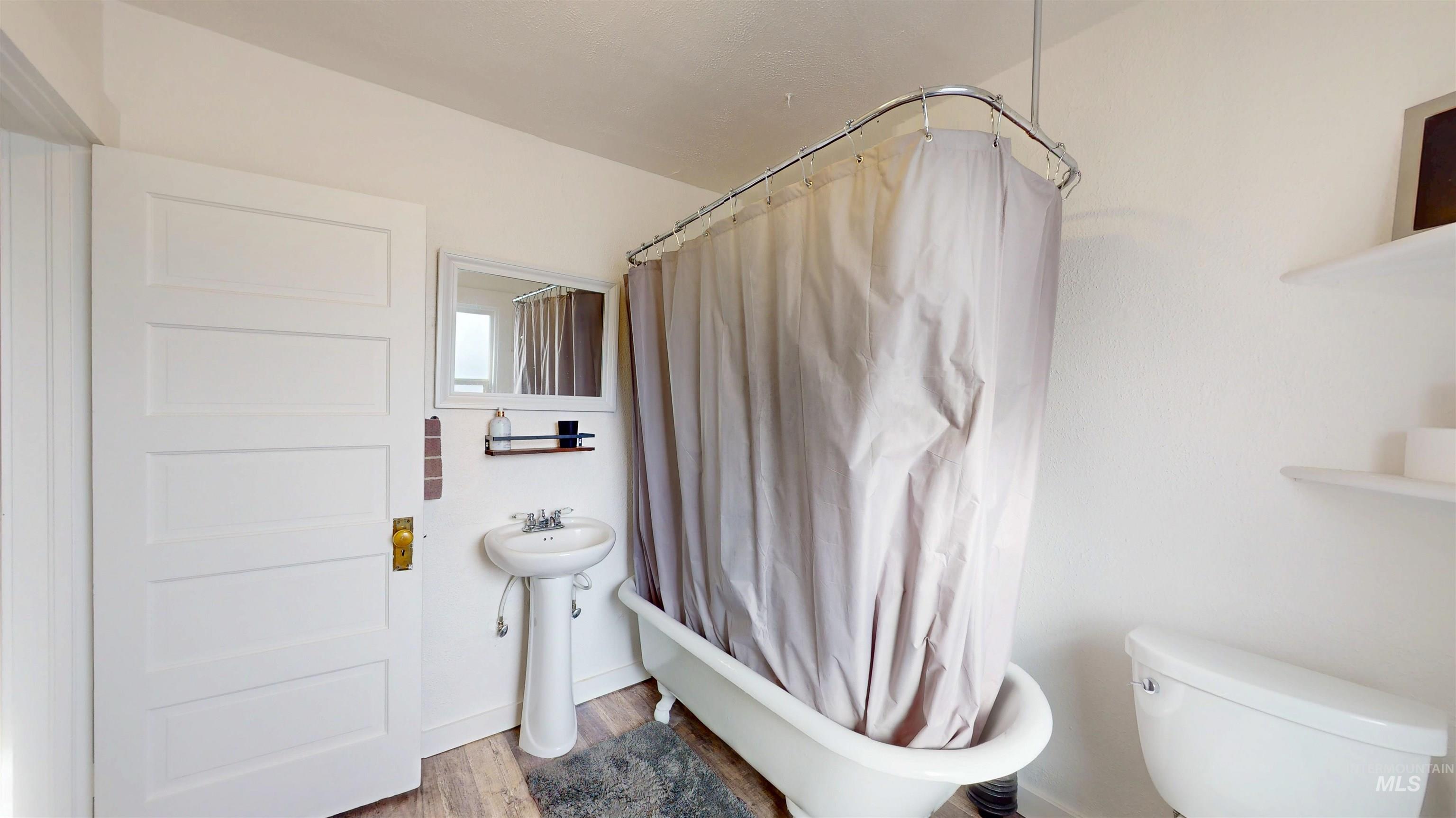 124 8th Avenue N, Buhl, Idaho 83316, 4 Bedrooms, 2.5 Bathrooms, Residential For Sale, Price $310,000,MLS 98969358