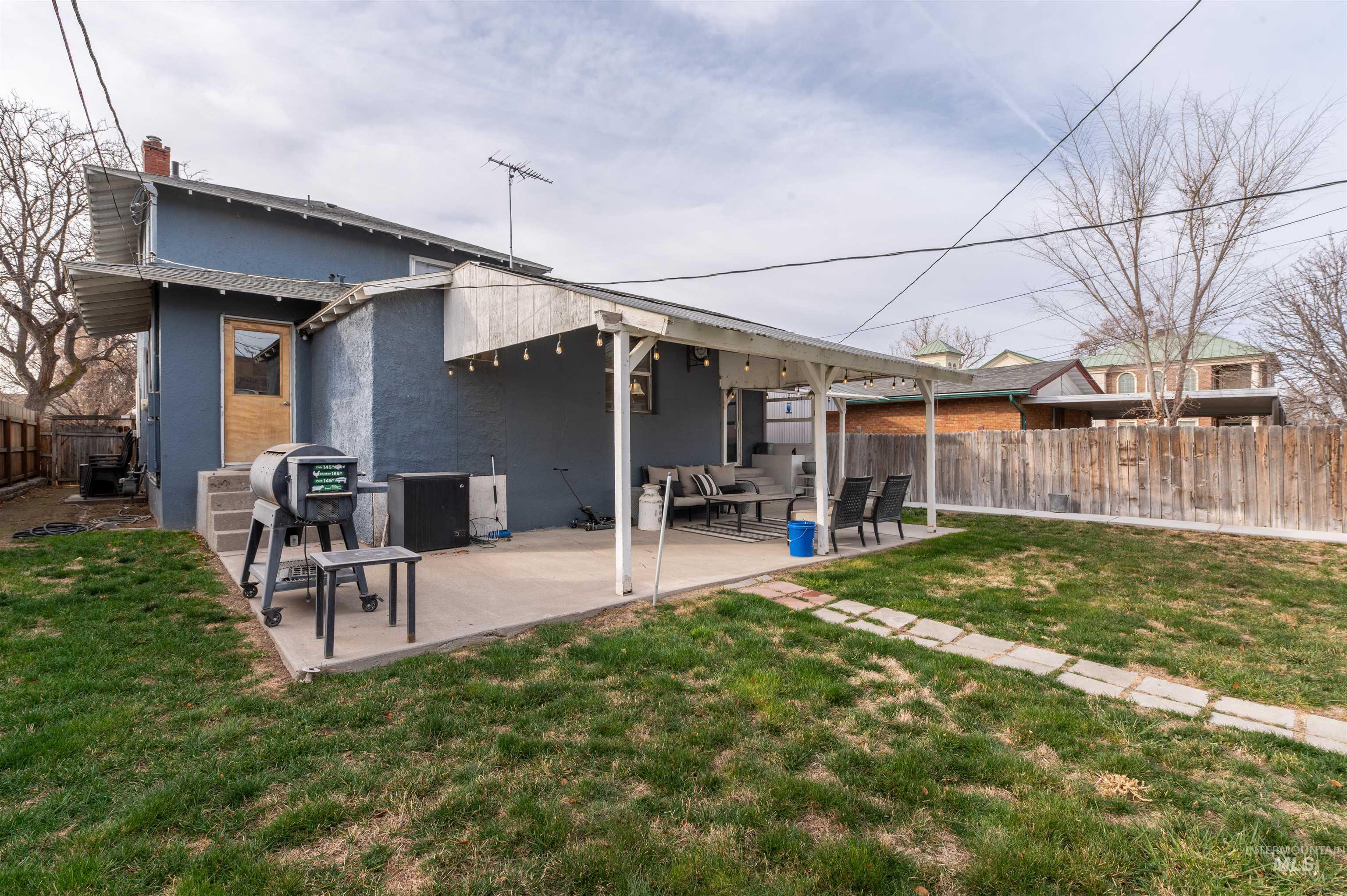 124 8th Avenue N, Buhl, Idaho 83316, 4 Bedrooms, 2.5 Bathrooms, Residential For Sale, Price $310,000,MLS 98969358