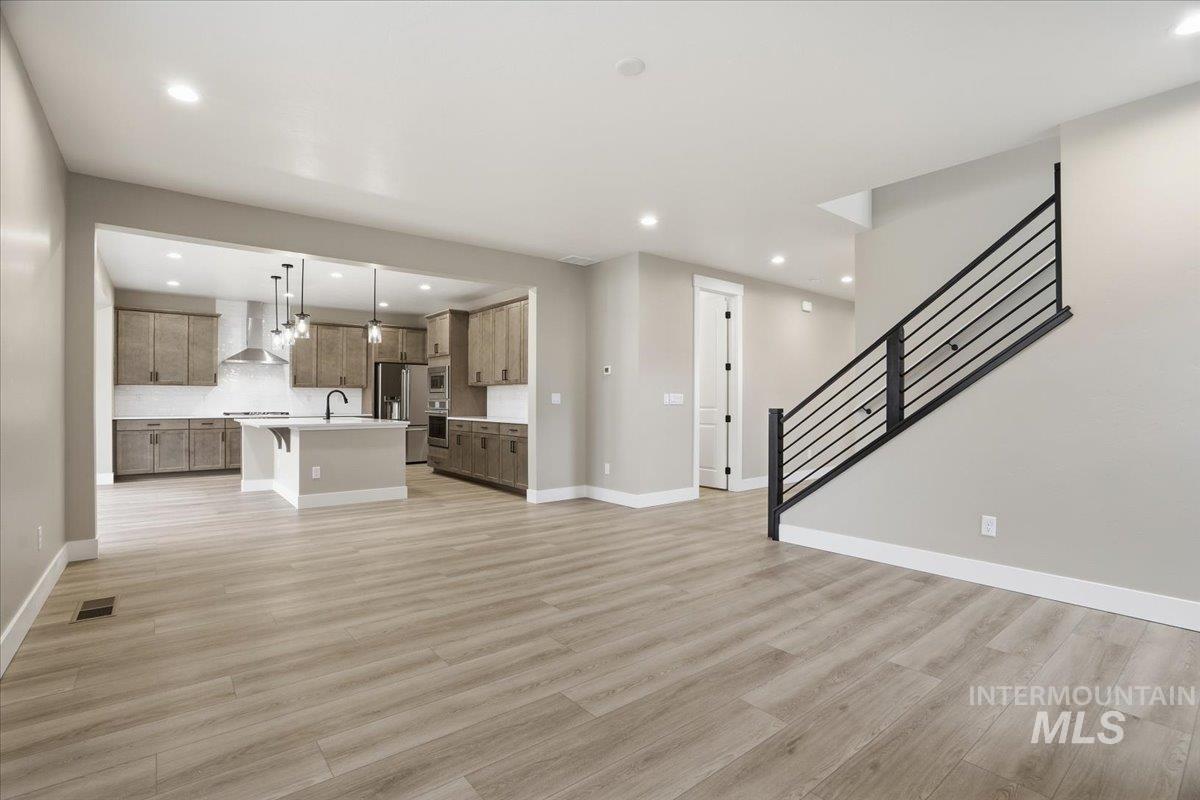 6117 N Torva Ave, Meridian, Idaho 83646, 4 Bedrooms, 2.5 Bathrooms, Residential For Sale, Price $674,990,MLS 98969359