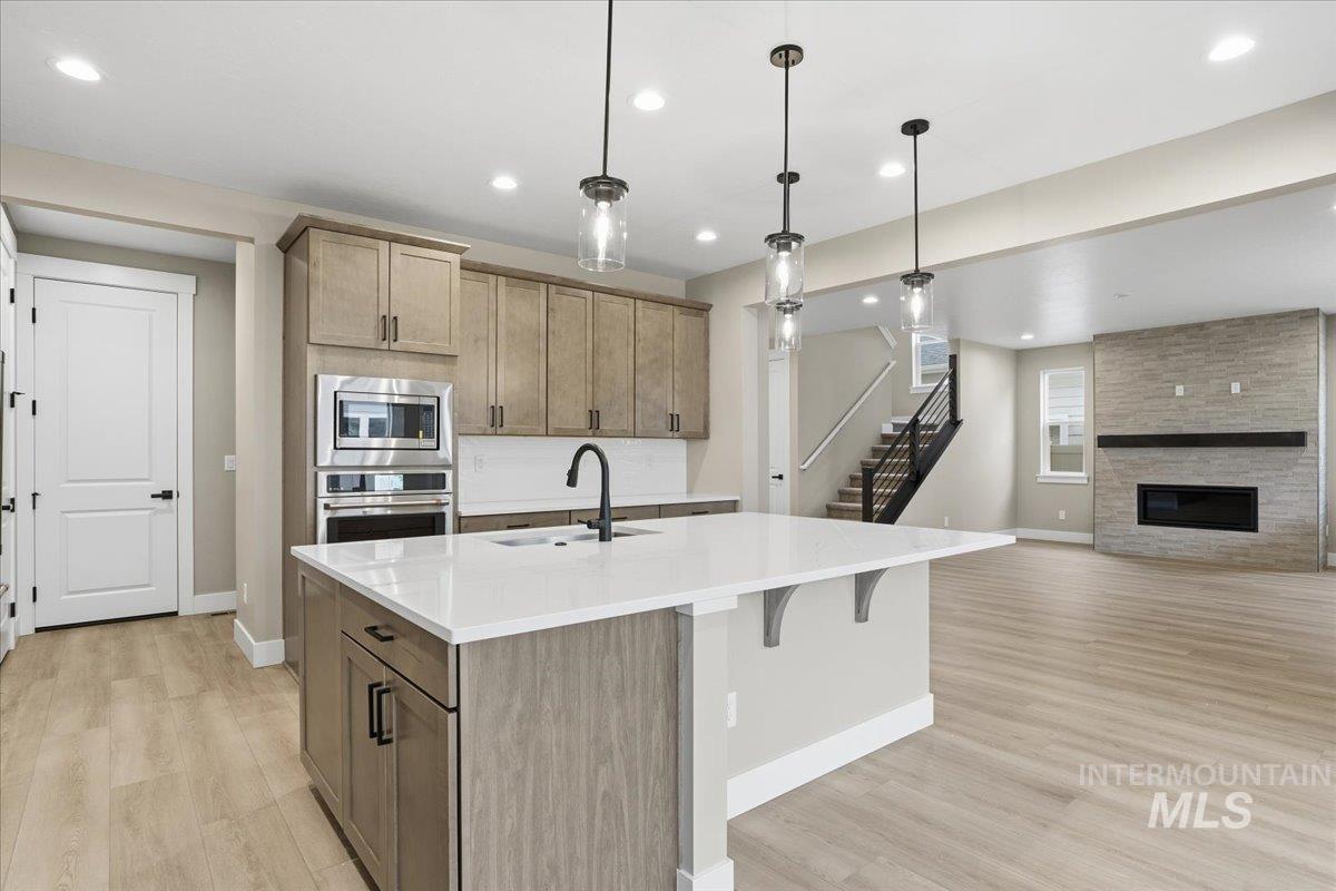 6117 N Torva Ave, Meridian, Idaho 83646, 4 Bedrooms, 2.5 Bathrooms, Residential For Sale, Price $674,990,MLS 98969359