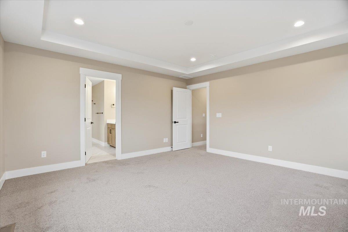 6117 N Torva Ave, Meridian, Idaho 83646, 4 Bedrooms, 2.5 Bathrooms, Residential For Sale, Price $674,990,MLS 98969359