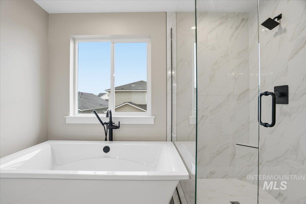 6117 N Torva Ave, Meridian, Idaho 83646, 4 Bedrooms, 2.5 Bathrooms, Residential For Sale, Price $674,990,MLS 98969359